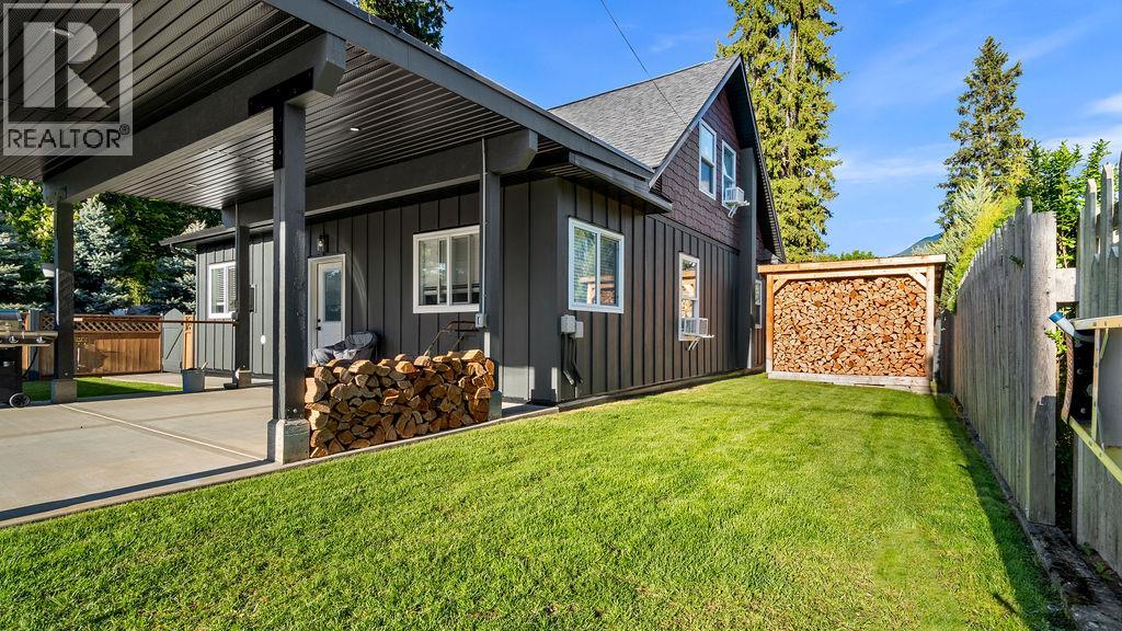 98 2nd Avenue Nw, Nakusp, British Columbia  V0G 1R0 - Photo 24 - 10388551