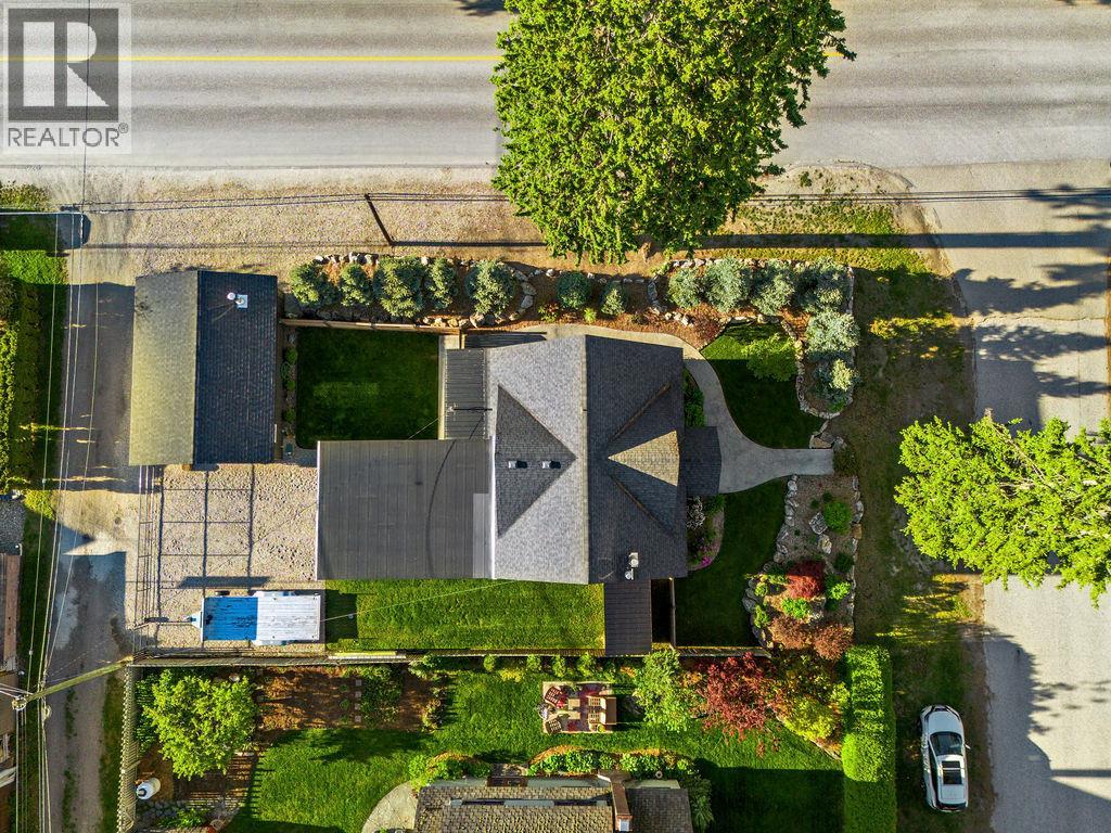 98 2nd Avenue Nw, Nakusp, British Columbia  V0G 1R0 - Photo 30 - 10388551