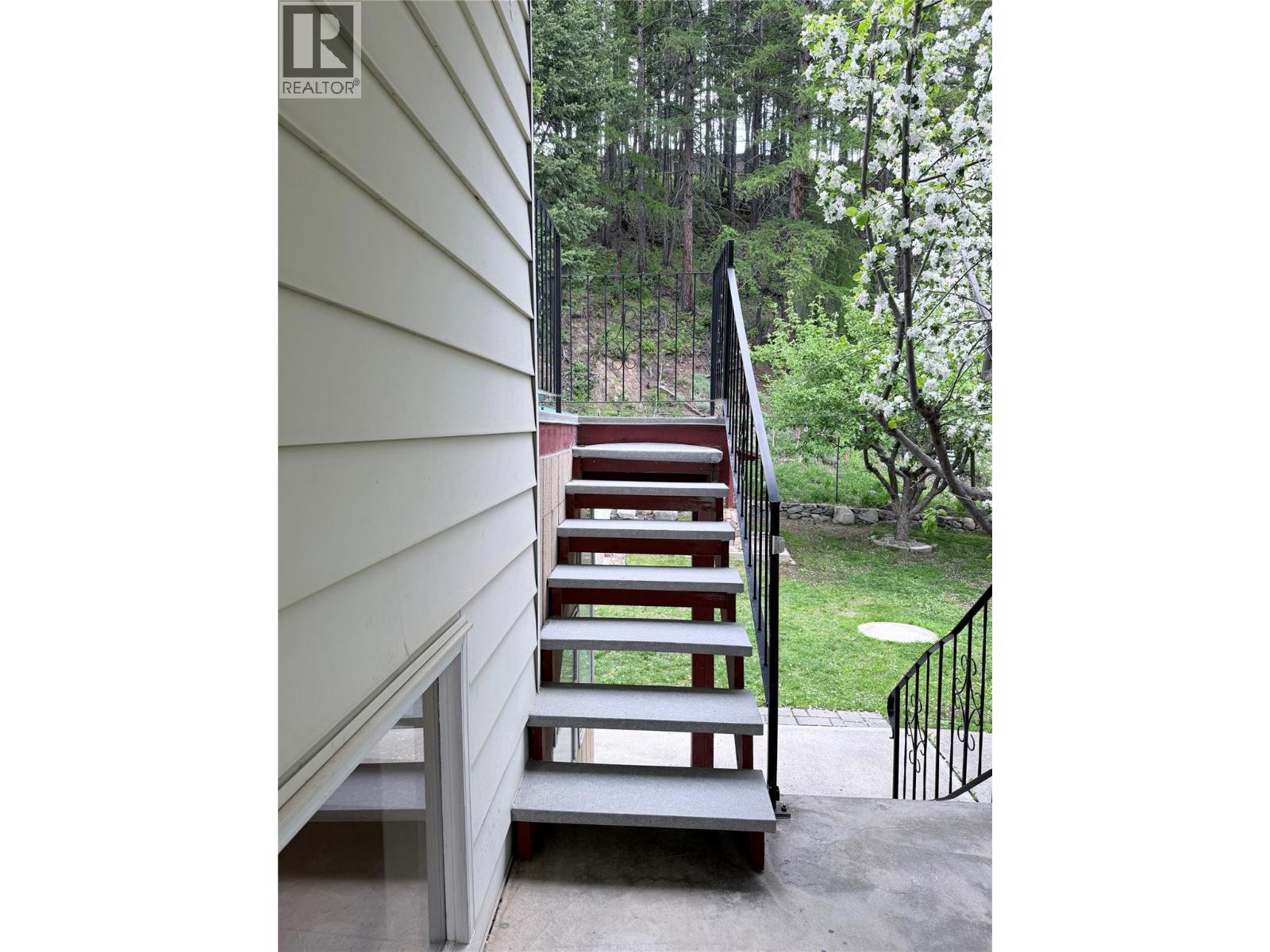 66 Wallinger Avenue, Kimberley, British Columbia  V1A 1Y5 - Photo 10 - 10388651