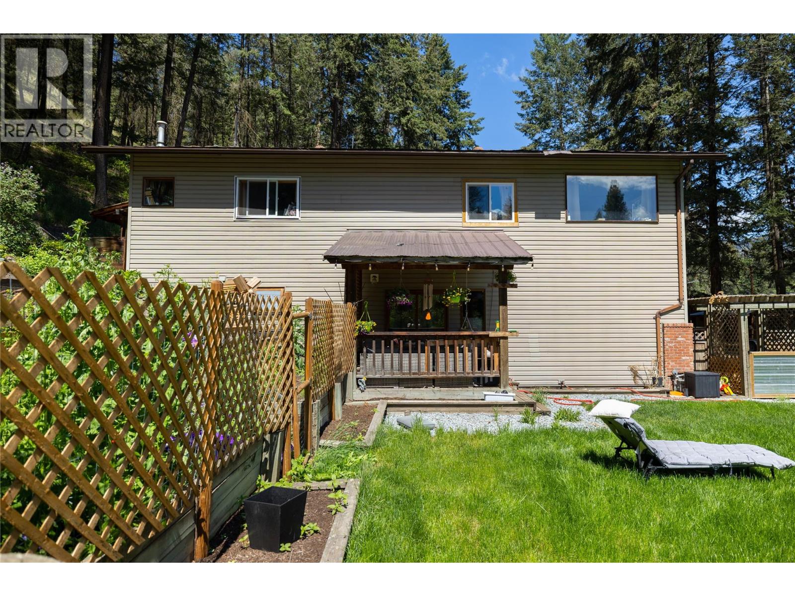 4644 97 Highway, Westwold, British Columbia  V0E 3B1 - Photo 26 - 10388399