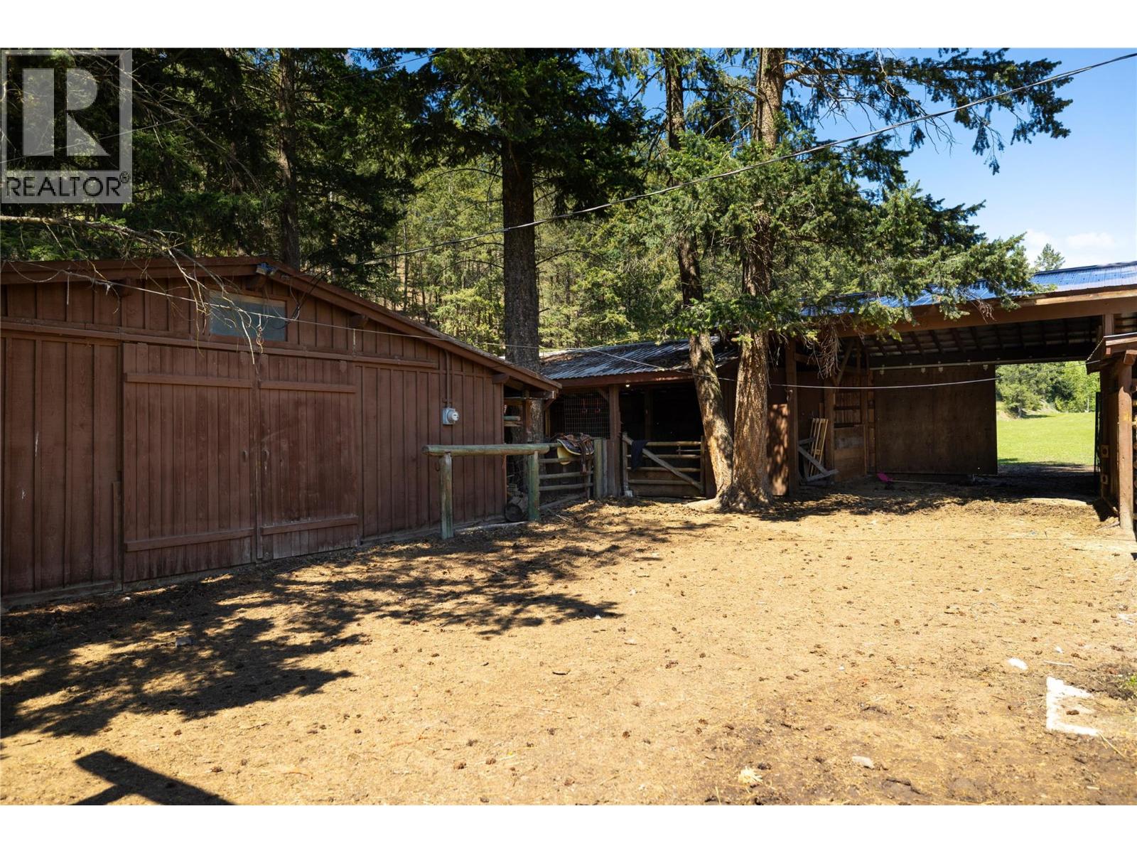 4644 97 Highway, Westwold, British Columbia  V0E 3B1 - Photo 42 - 10388399