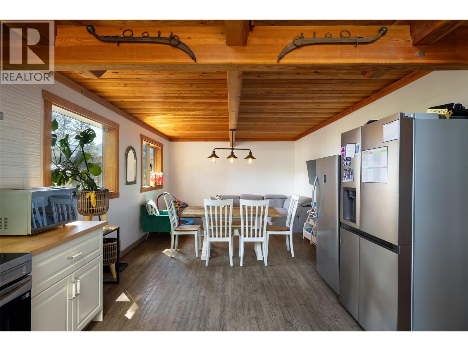 4644 97 Highway, Westwold, British Columbia  V0E 3B1 - Photo 6 - 10388399