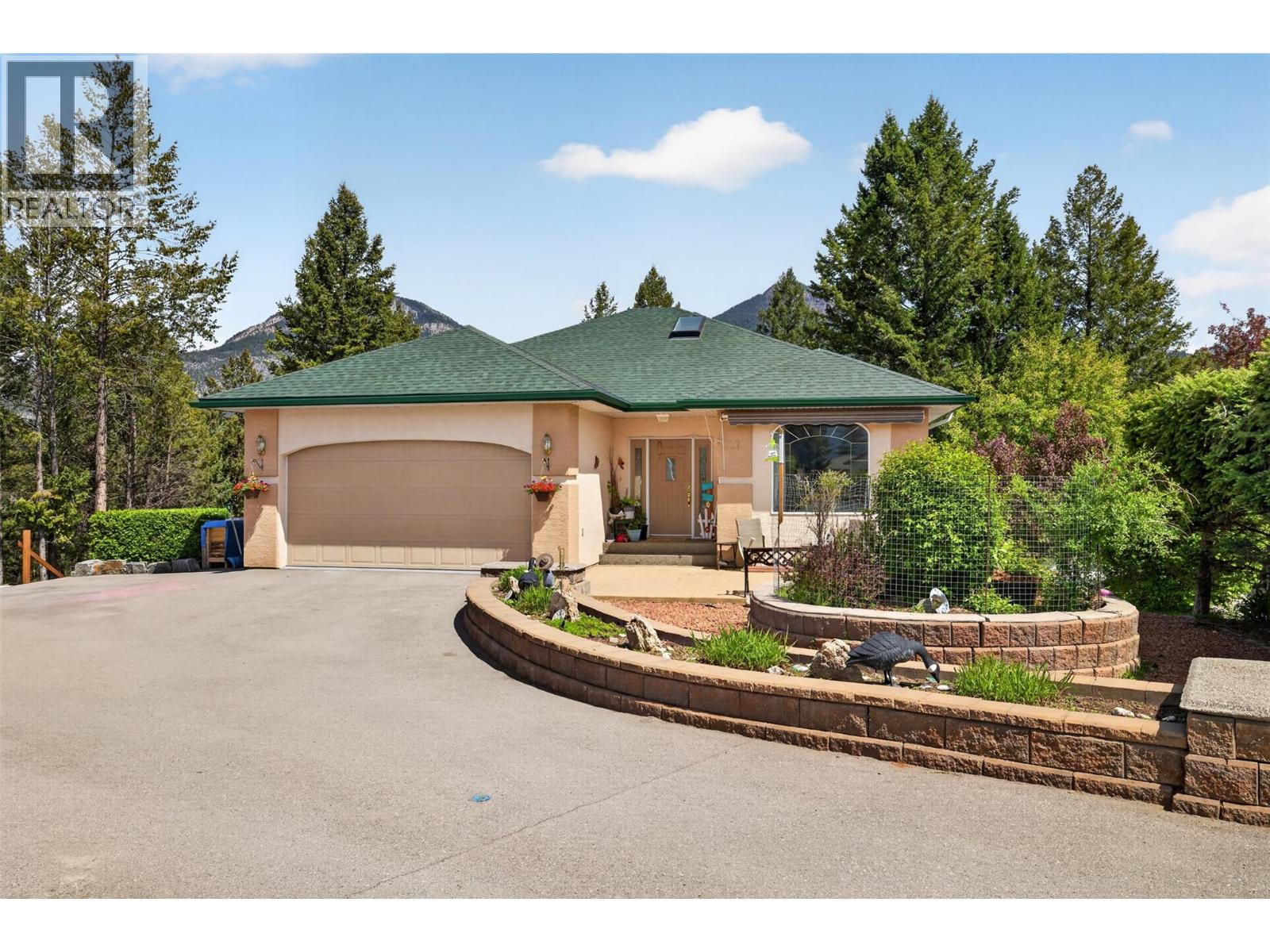 27 - 640 Upper Lakeview Road, Invermere, British Columbia  V0A 1K3 - Photo 2 - 10388627