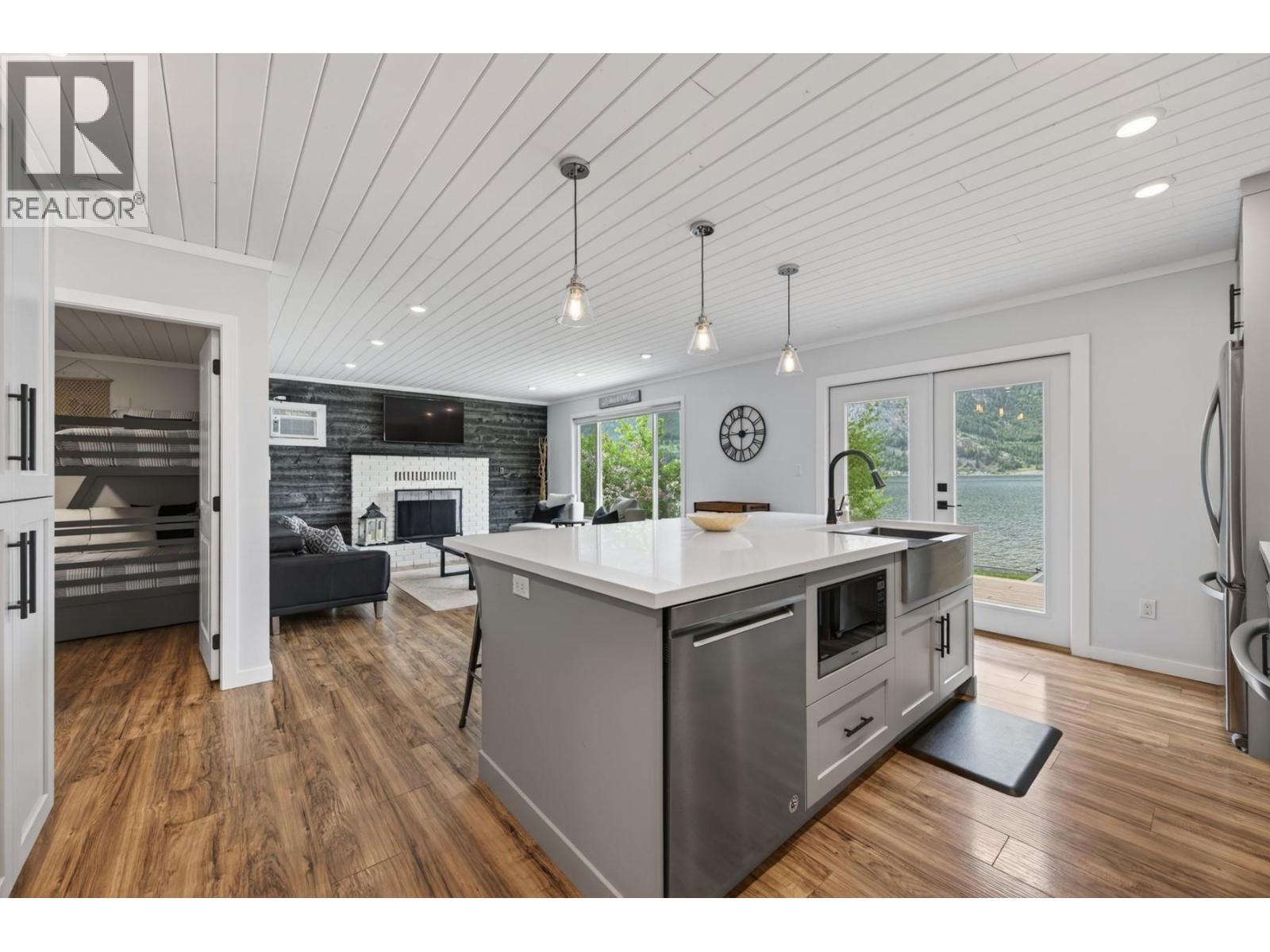 5508 Harmon Estates Road, Merritt, British Columbia  V1K 1B8 - Photo 11 - 10388680