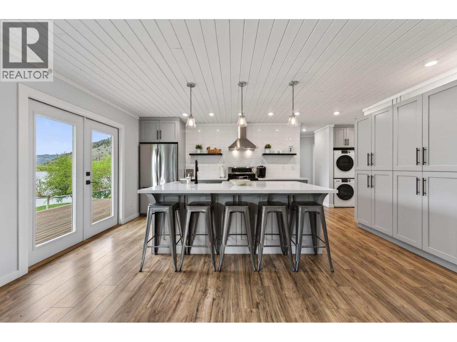 5508 Harmon Estates Road, Merritt, British Columbia  V1K 1B8 - Photo 7 - 10388680