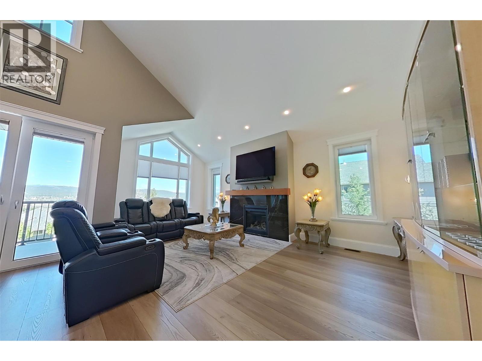 1578 Mt Fisher Crescent, Cranbrook, British Columbia  V1C 7J6 - Photo 11 - 10388459