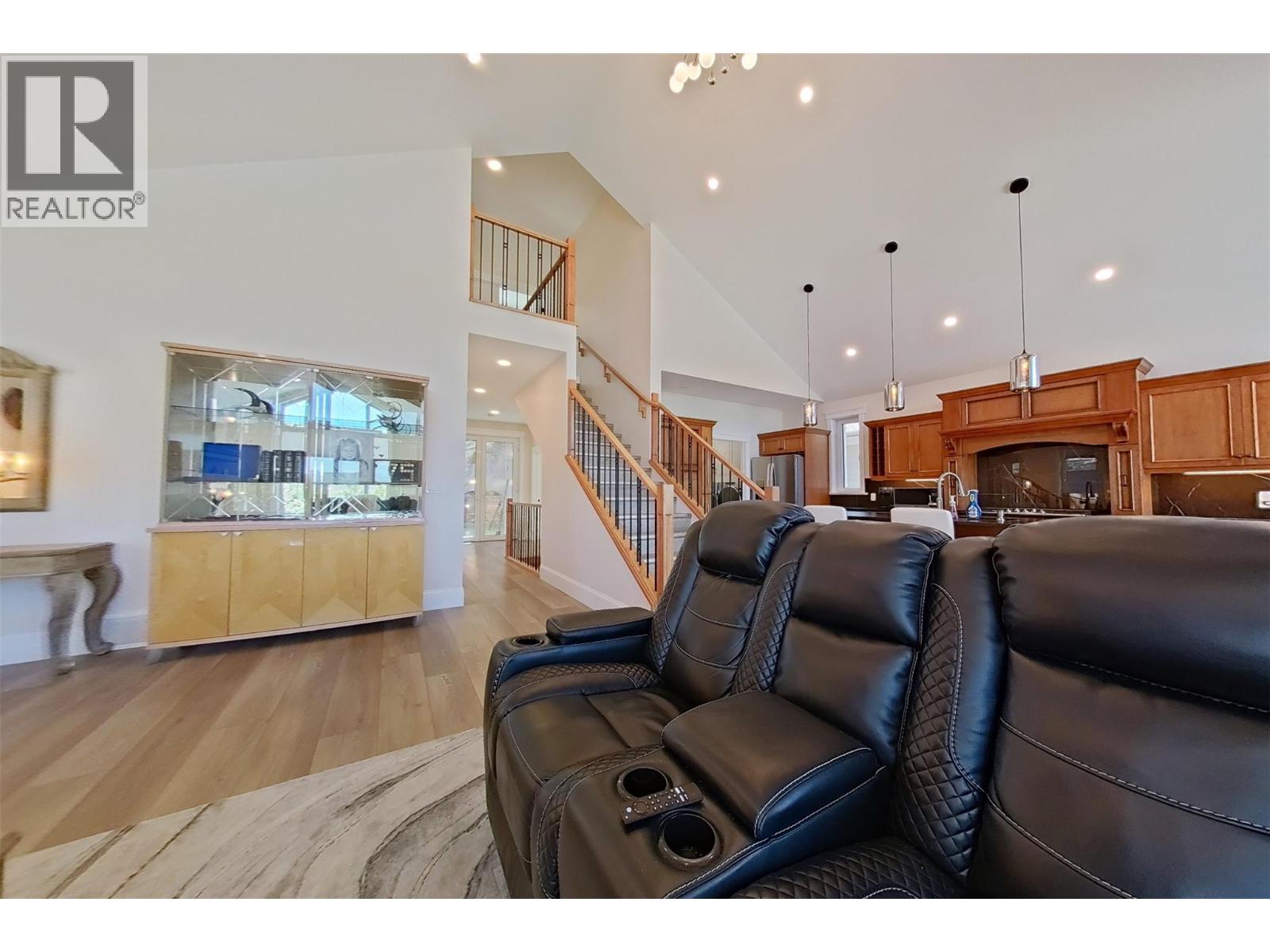 1578 Mt Fisher Crescent, Cranbrook, British Columbia  V1C 7J6 - Photo 9 - 10388459