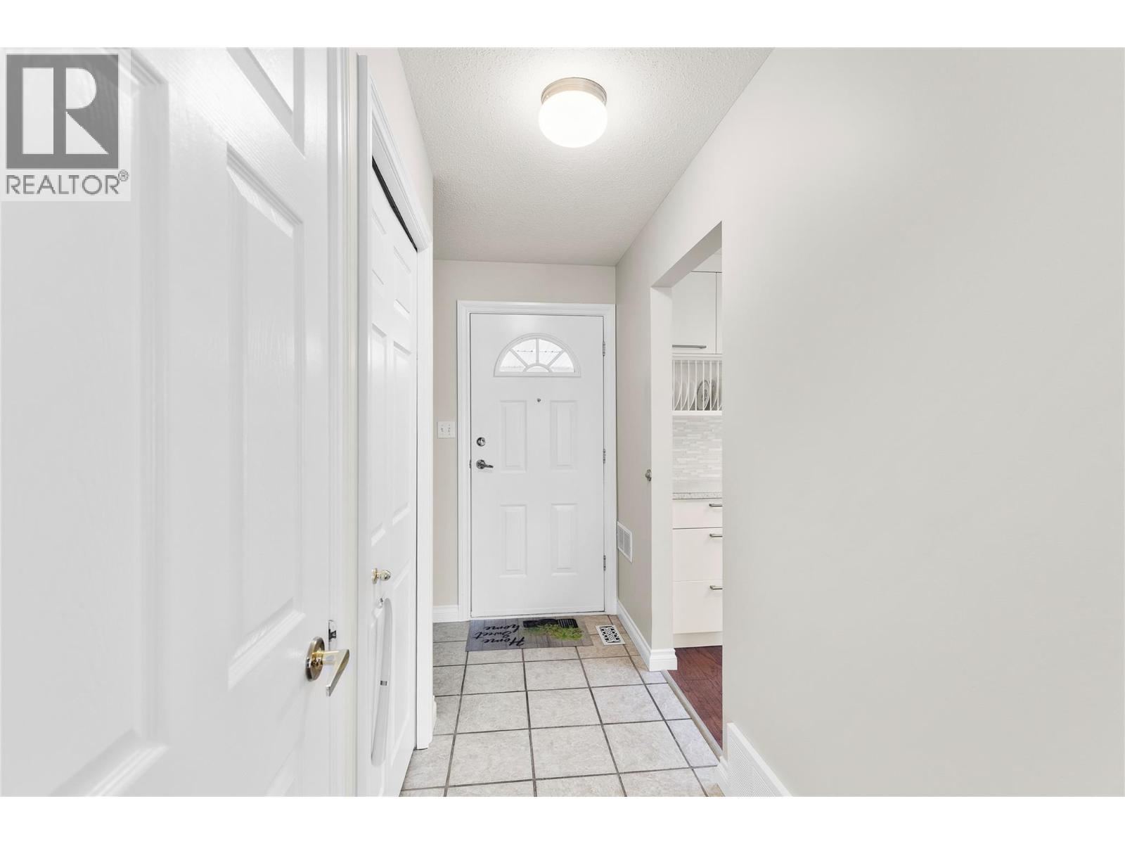 3930 20 Street Unit# 32, Vernon, British Columbia  V1T 4C9 - Photo 4 - 10387932