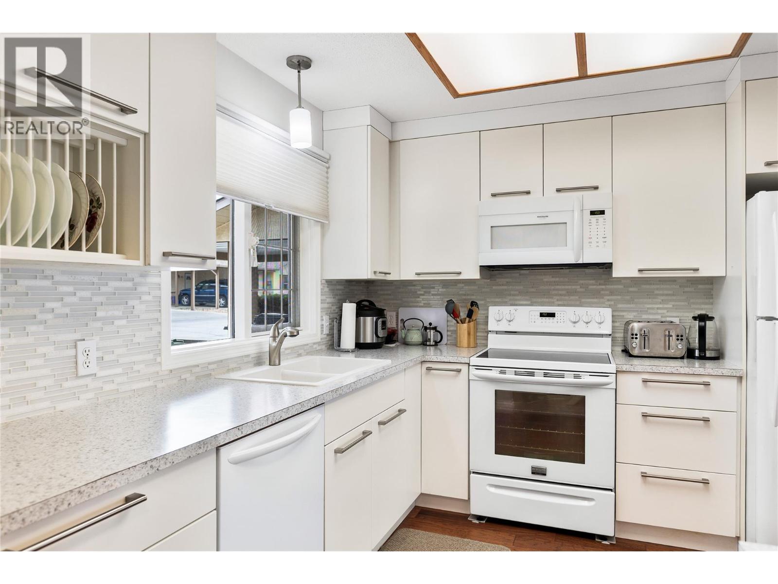 3930 20 Street Unit# 32, Vernon, British Columbia  V1T 4C9 - Photo 6 - 10387932