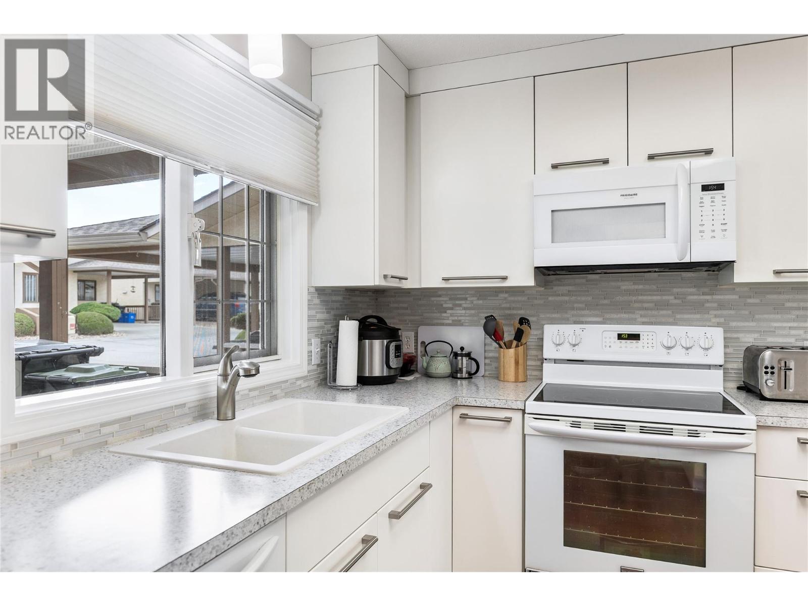 3930 20 Street Unit# 32, Vernon, British Columbia  V1T 4C9 - Photo 7 - 10387932