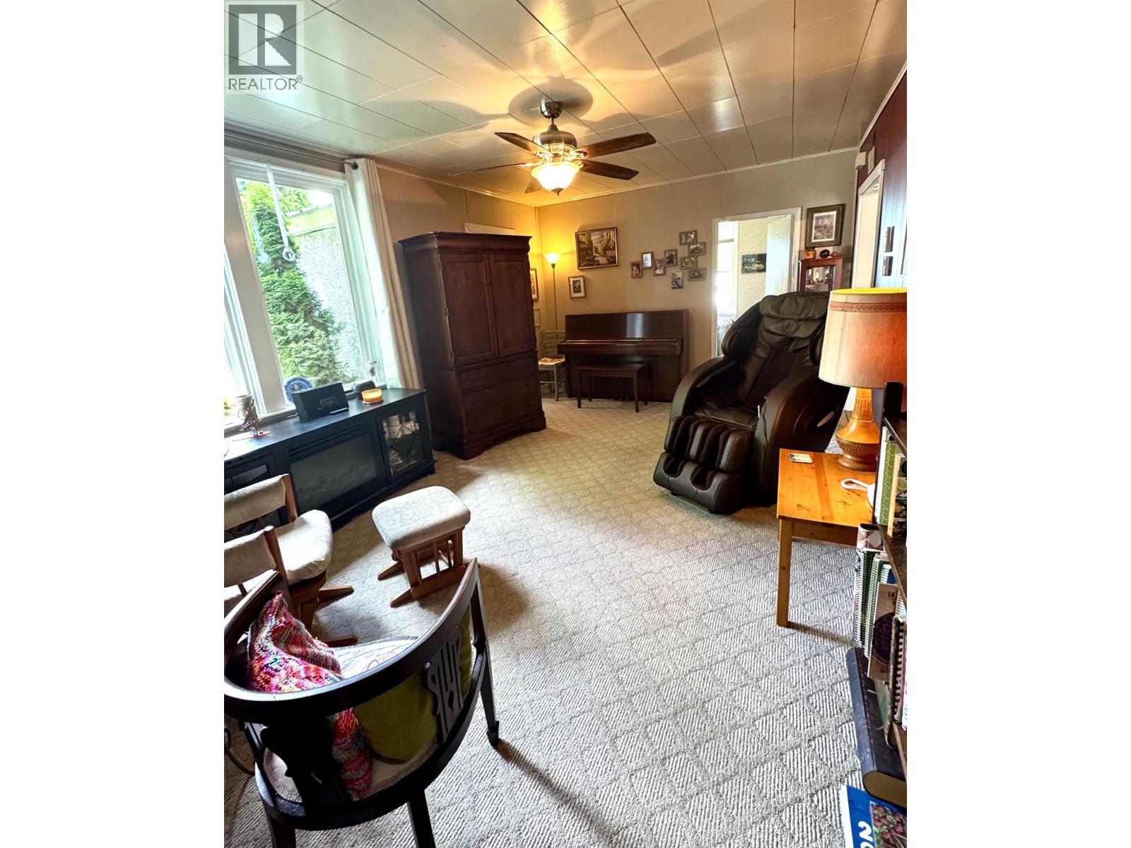 1410 Eastman Avenue, Riondel, British Columbia  V0B 2B0 - Photo 15 - 10388612