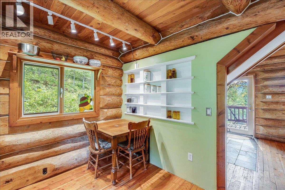 8907 Martens Road, Slocan, British Columbia  V0G 2C0 - Photo 15 - 10388581