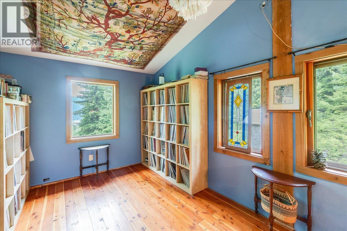 8907 Martens Road, Slocan, British Columbia  V0G 2C0 - Photo 22 - 10388581