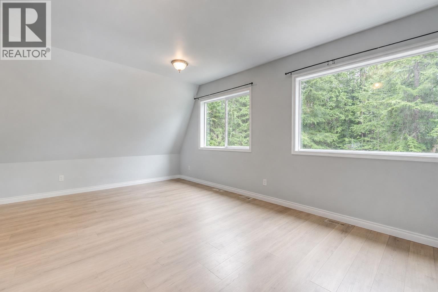 8907 Martens Road, Slocan, British Columbia  V0G 2C0 - Photo 33 - 10388581
