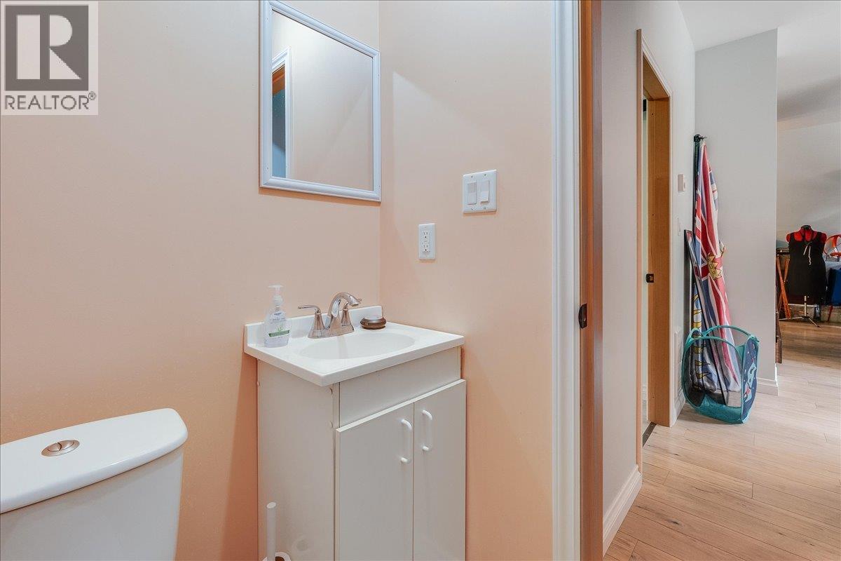 8907 Martens Road, Slocan, British Columbia  V0G 2C0 - Photo 43 - 10388581