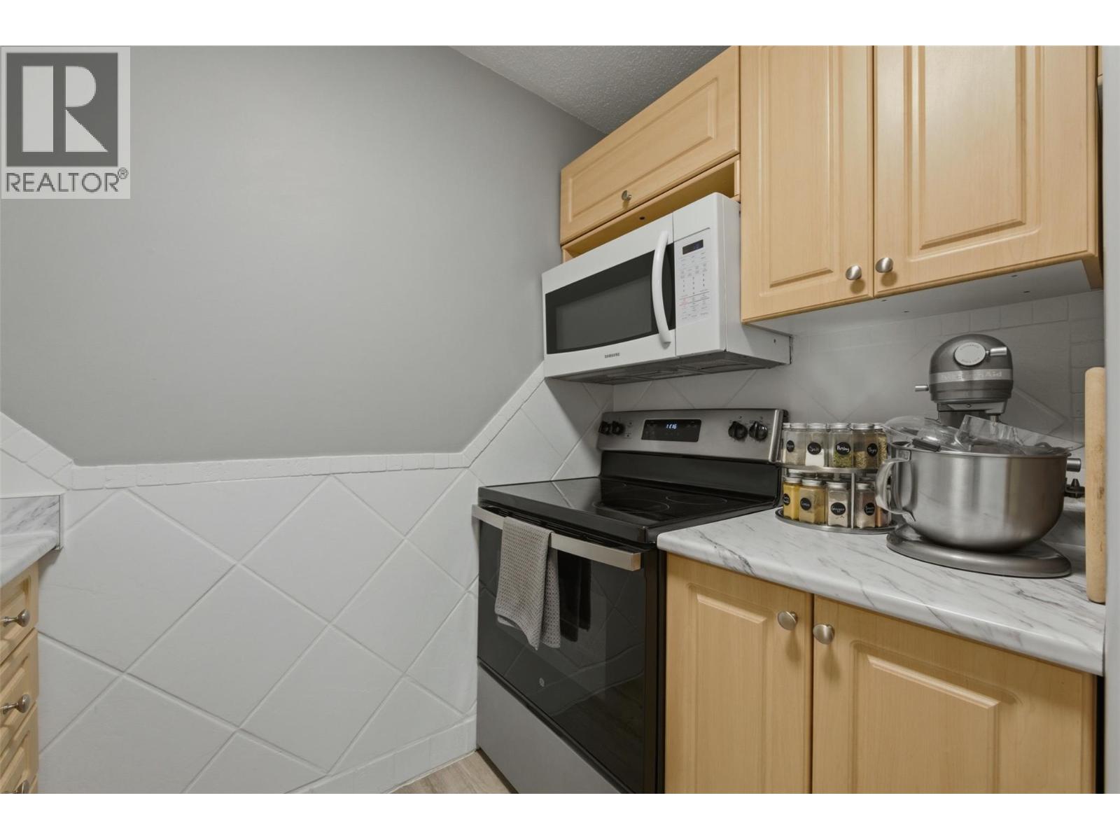 3800 40 Avenue Unit# 33, Vernon, British Columbia  V1T 6S3 - Photo 12 - 10388689