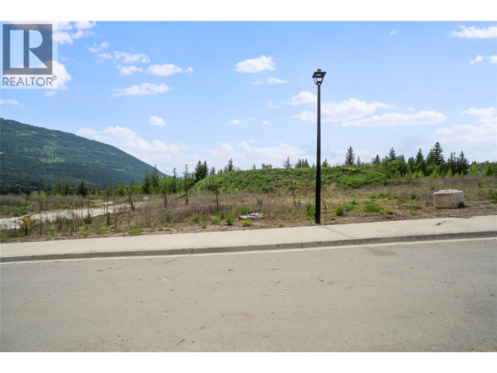 6951 44 Street Ne, Salmon Arm, British Columbia  V0E 1K0 - Photo 6 - 10388669