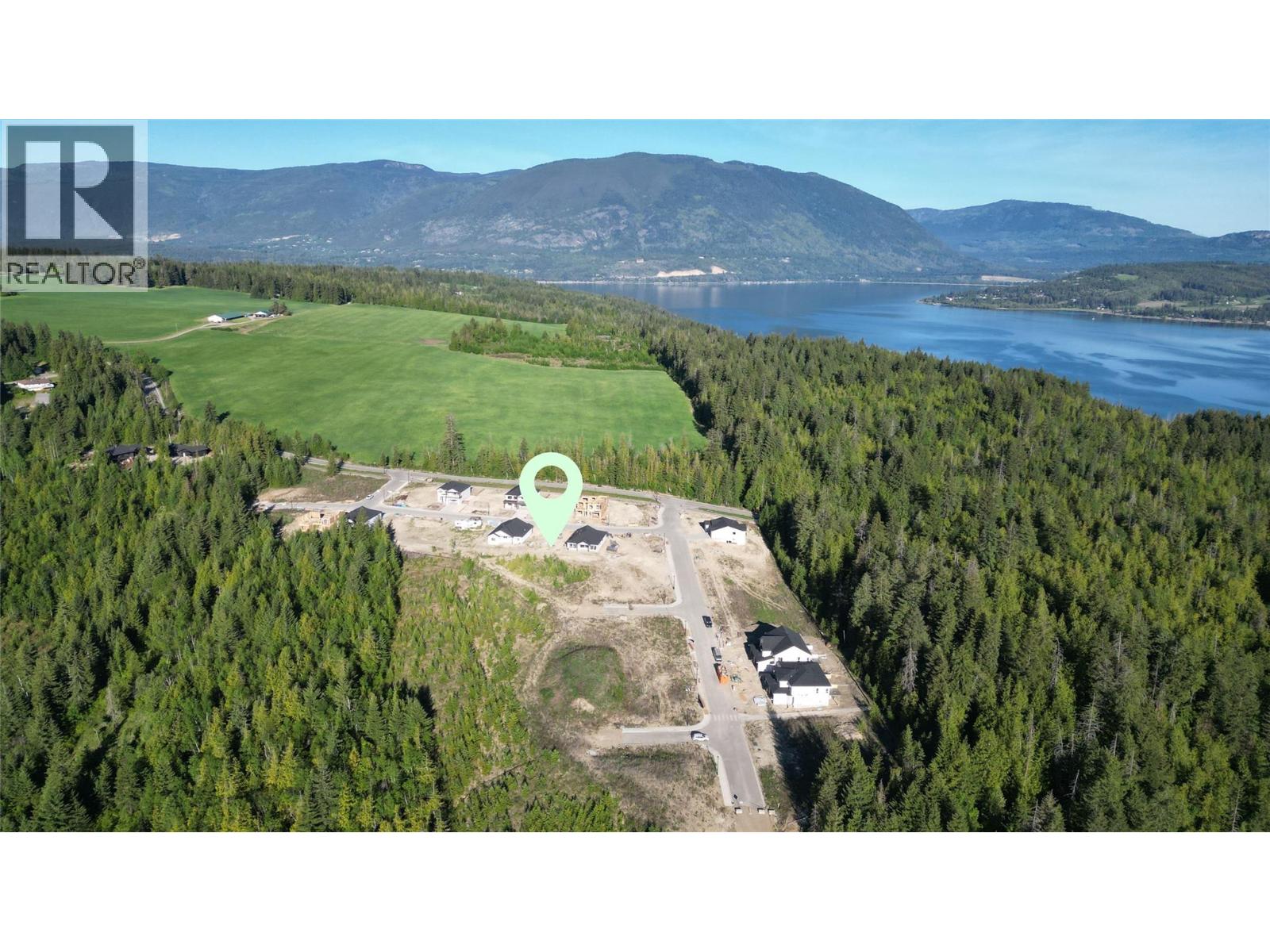 6850 42 Street Ne, Salmon Arm, British Columbia  V0E 1K0 - Photo 3 - 10388656