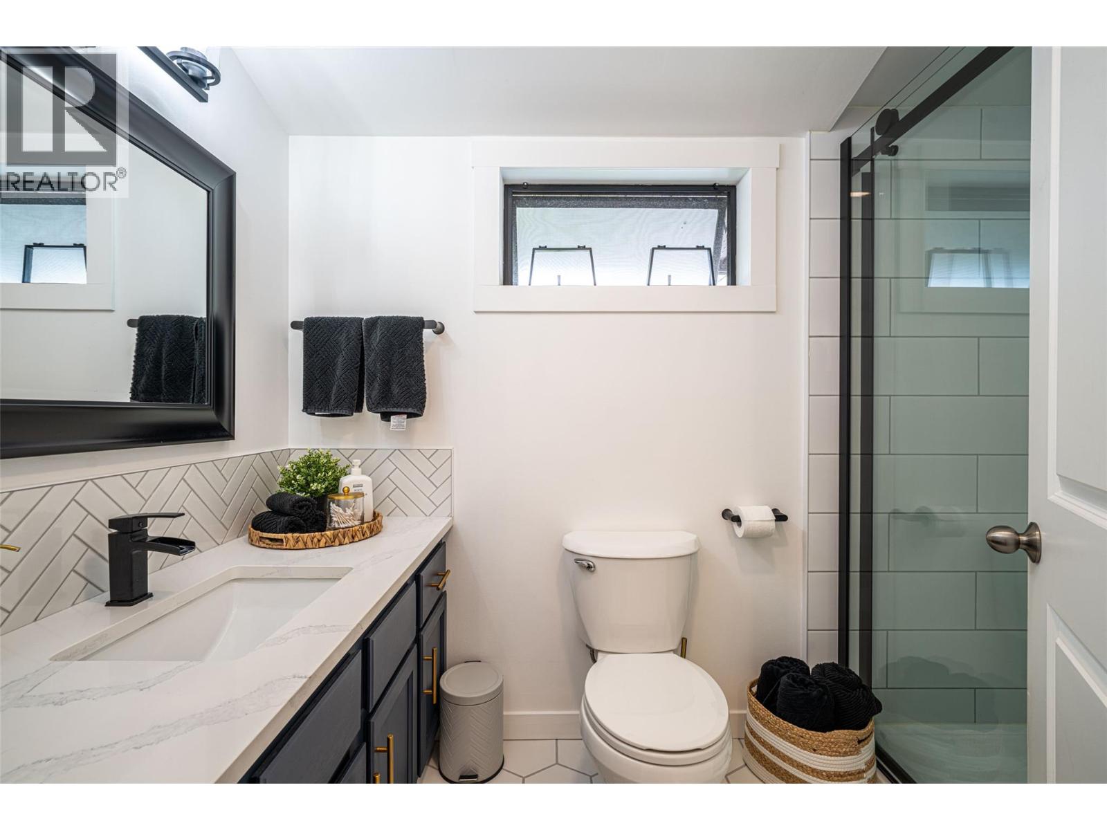 1204 42 Avenue, Vernon, British Columbia  V1T 7Y9 - Photo 31 - 10387930