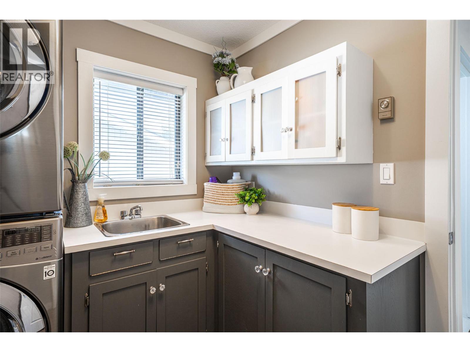1204 42 Avenue, Vernon, British Columbia  V1T 7Y9 - Photo 43 - 10387930