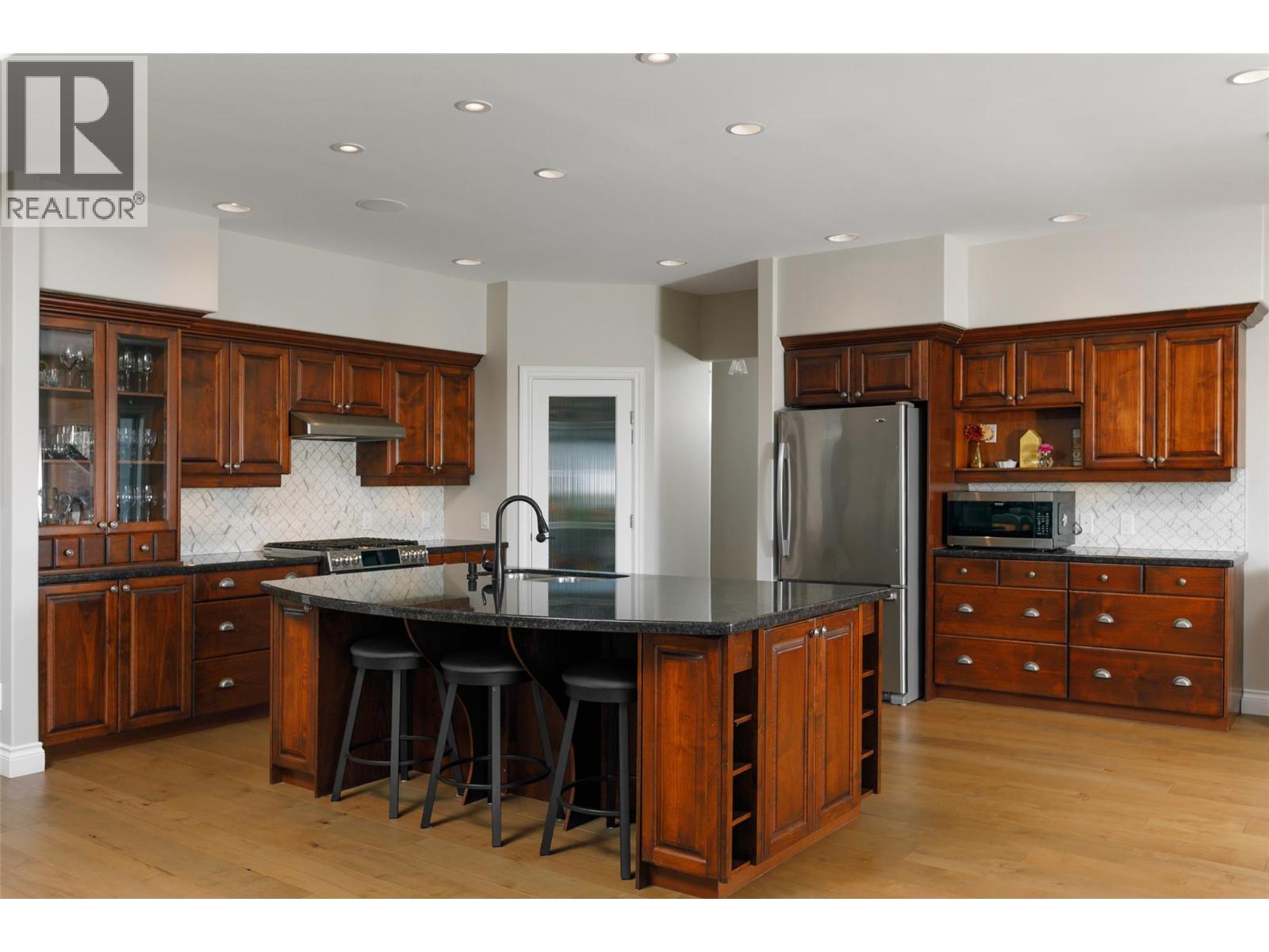 4830 Westridge Drive, Kelowna, British Columbia  V1W 3B4 - Photo 14 - 10388714