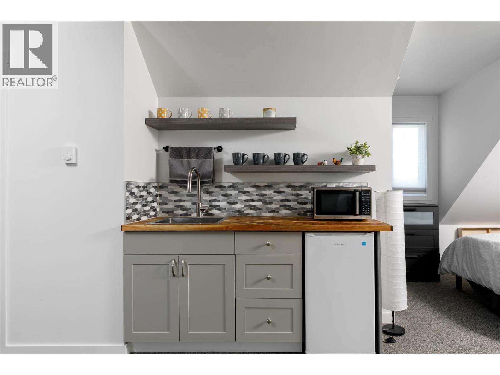 4830 Westridge Drive, Kelowna, British Columbia  V1W 3B4 - Photo 46 - 10388714