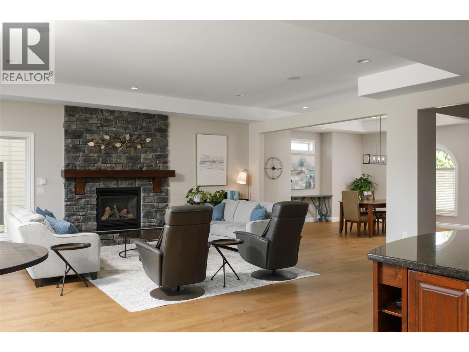4830 Westridge Drive, Kelowna, British Columbia  V1W 3B4 - Photo 9 - 10388714