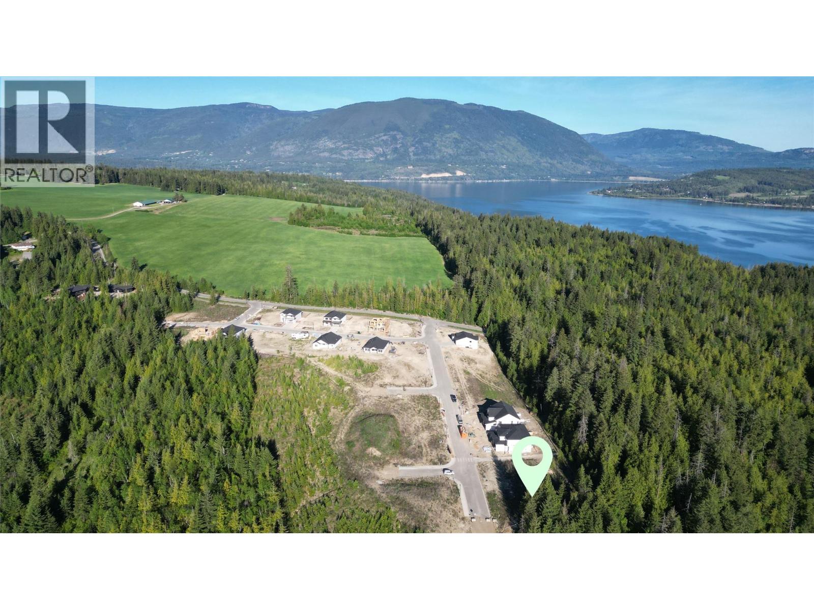 4411 69 Avenue Ne, Salmon Arm, British Columbia  V0E 1K0 - Photo 3 - 10388666