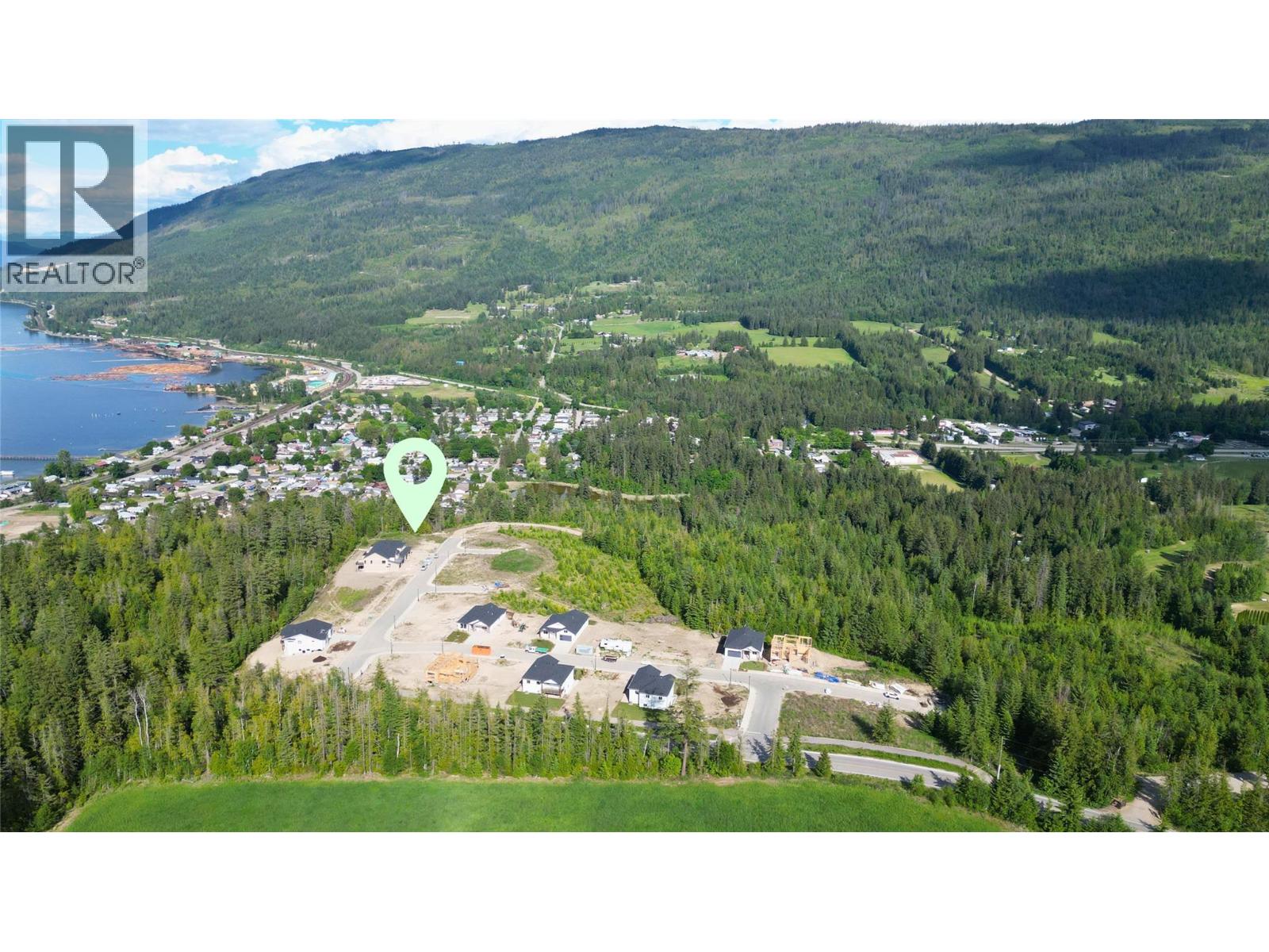 4411 69 Avenue Ne, Salmon Arm, British Columbia  V0E 1K0 - Photo 4 - 10388666