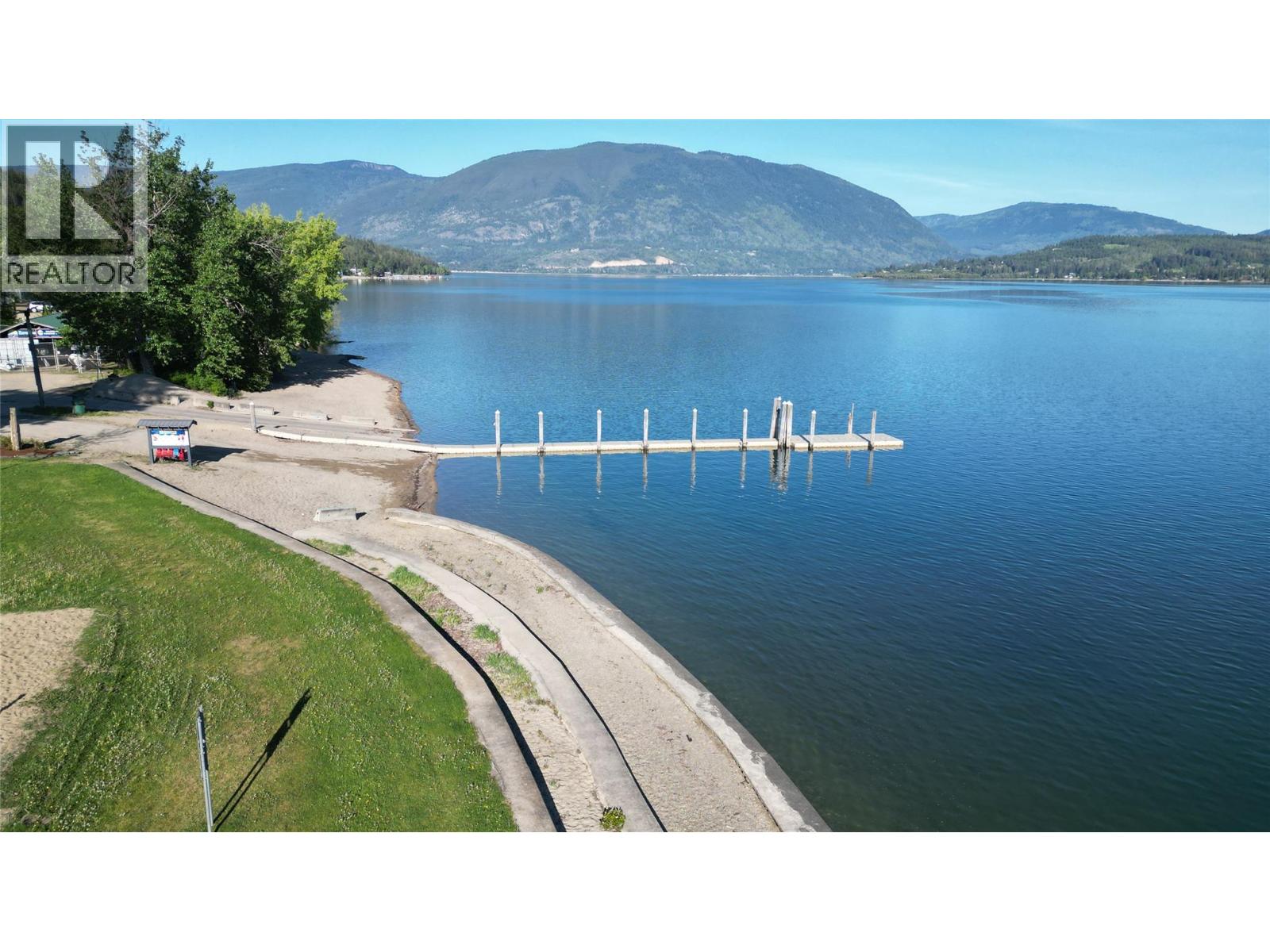 4251 69 Avenue Ne, Salmon Arm, British Columbia  V0E 1K0 - Photo 7 - 10388663