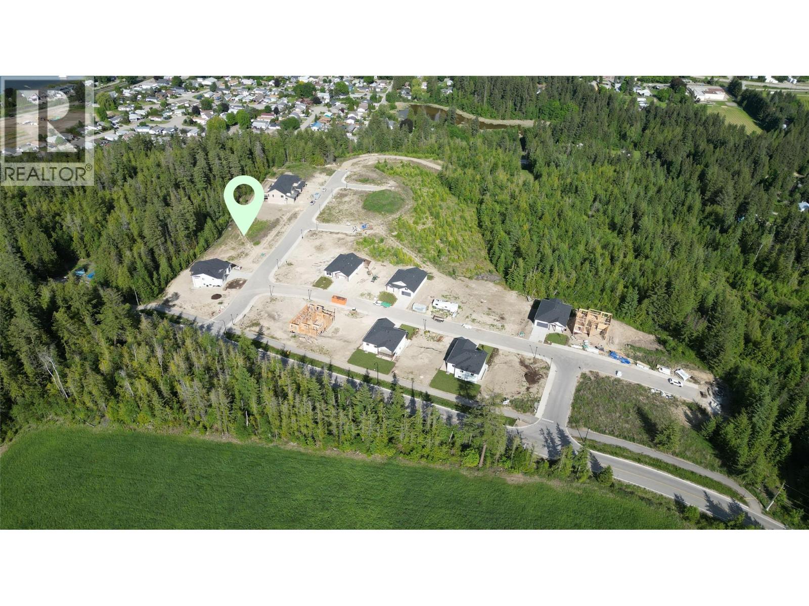 4241 69 Avenue NE, salmon arm, British Columbia