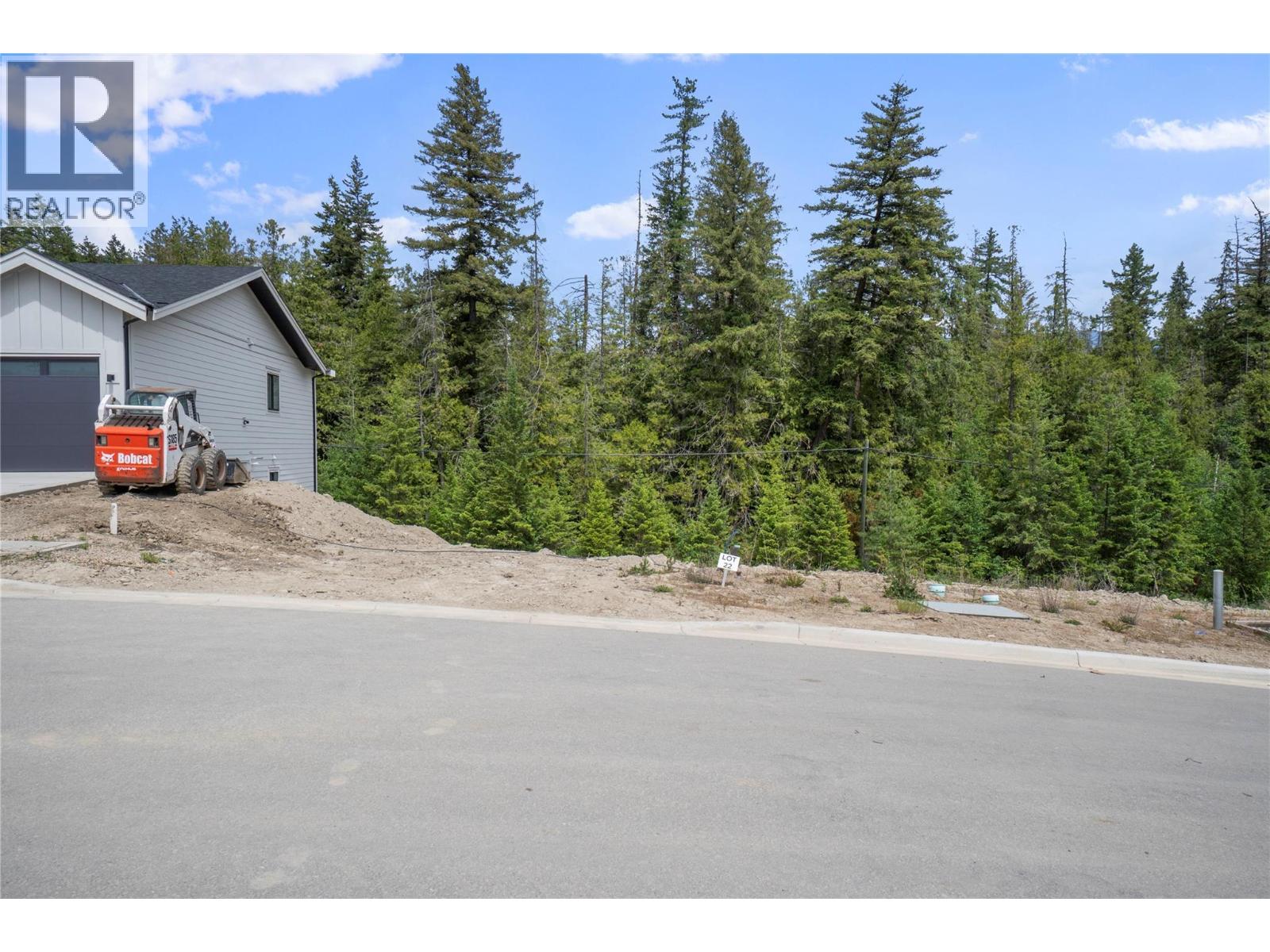 4231 69 Avenue Ne, Salmon Arm, British Columbia  V0E 1K0 - Photo 6 - 10388661