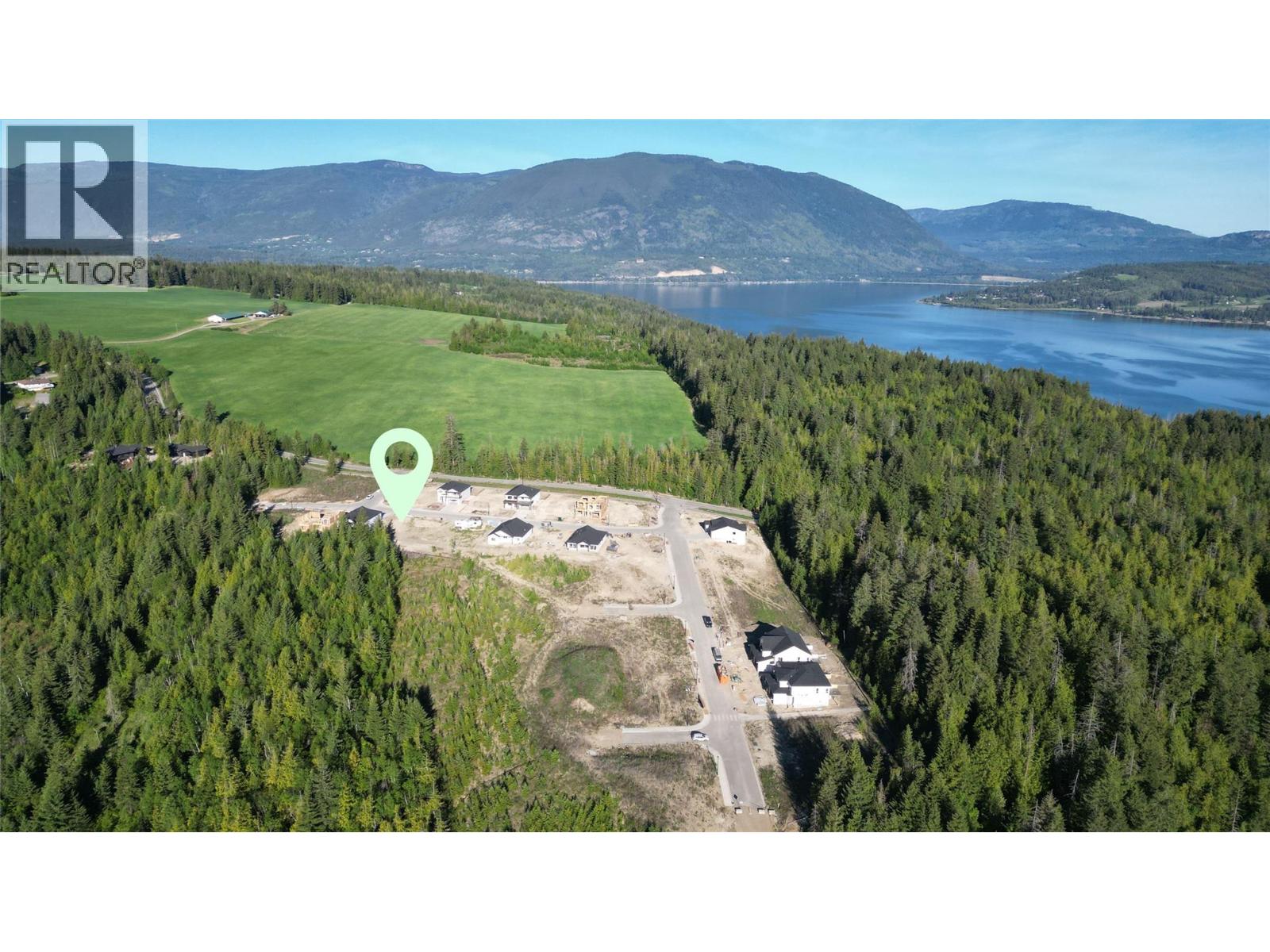 6810 42 Street Ne, Salmon Arm, British Columbia  V0E 1K0 - Photo 5 - 10388650