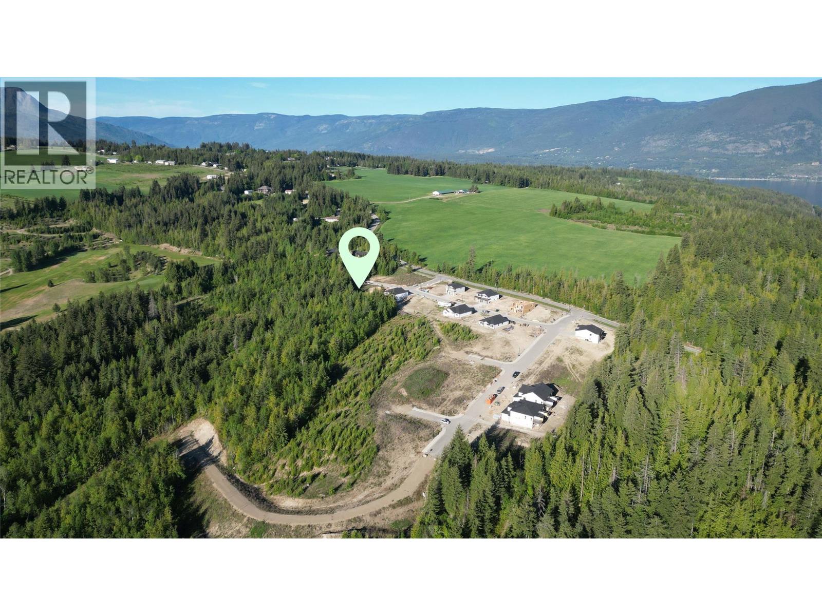 6740 42 Street NE, salmon arm, British Columbia
