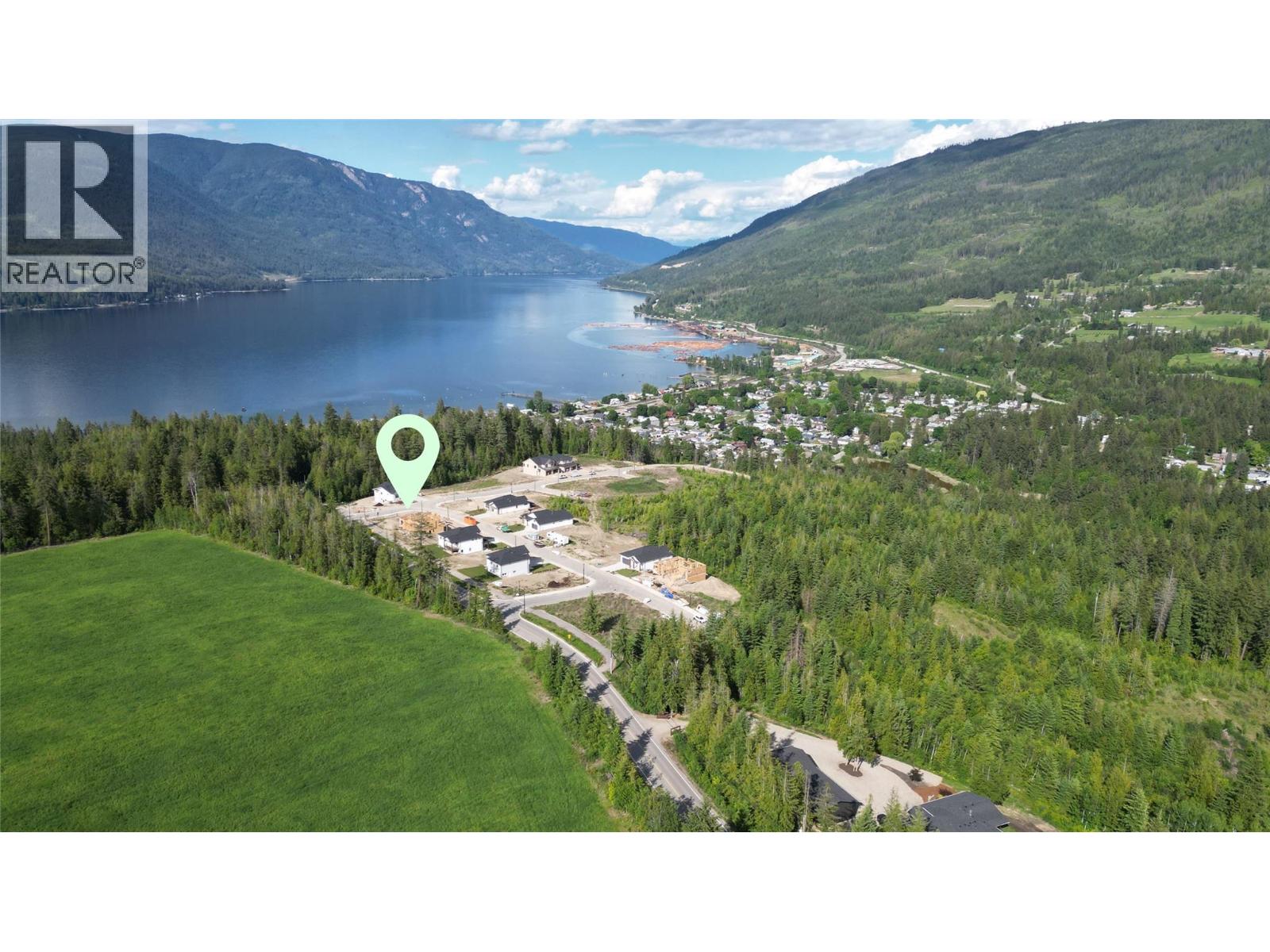 6951 42 Street NE, salmon arm, British Columbia