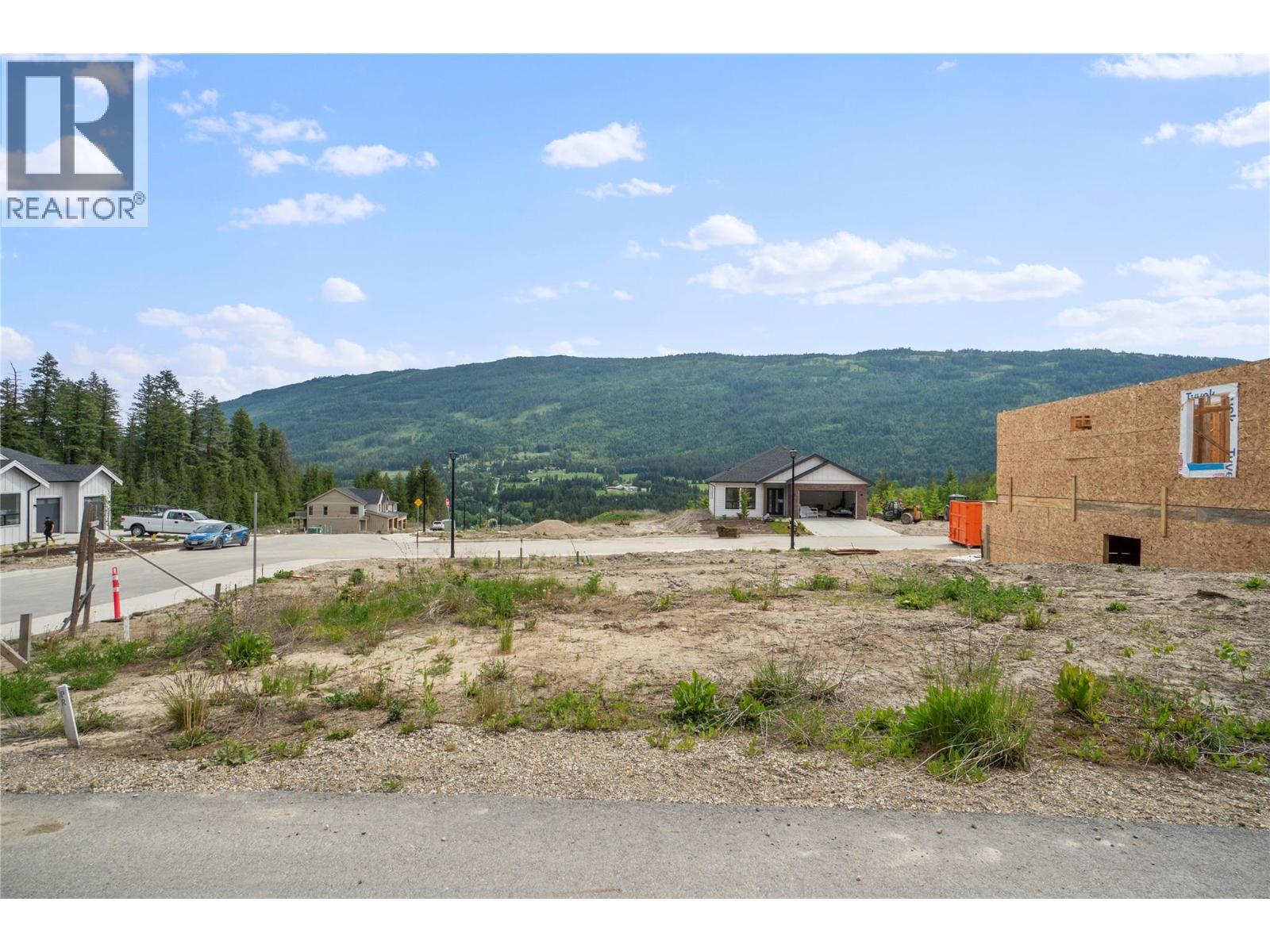 6951 42 Street Ne, Salmon Arm, British Columbia  V0E 1K0 - Photo 6 - 10388648