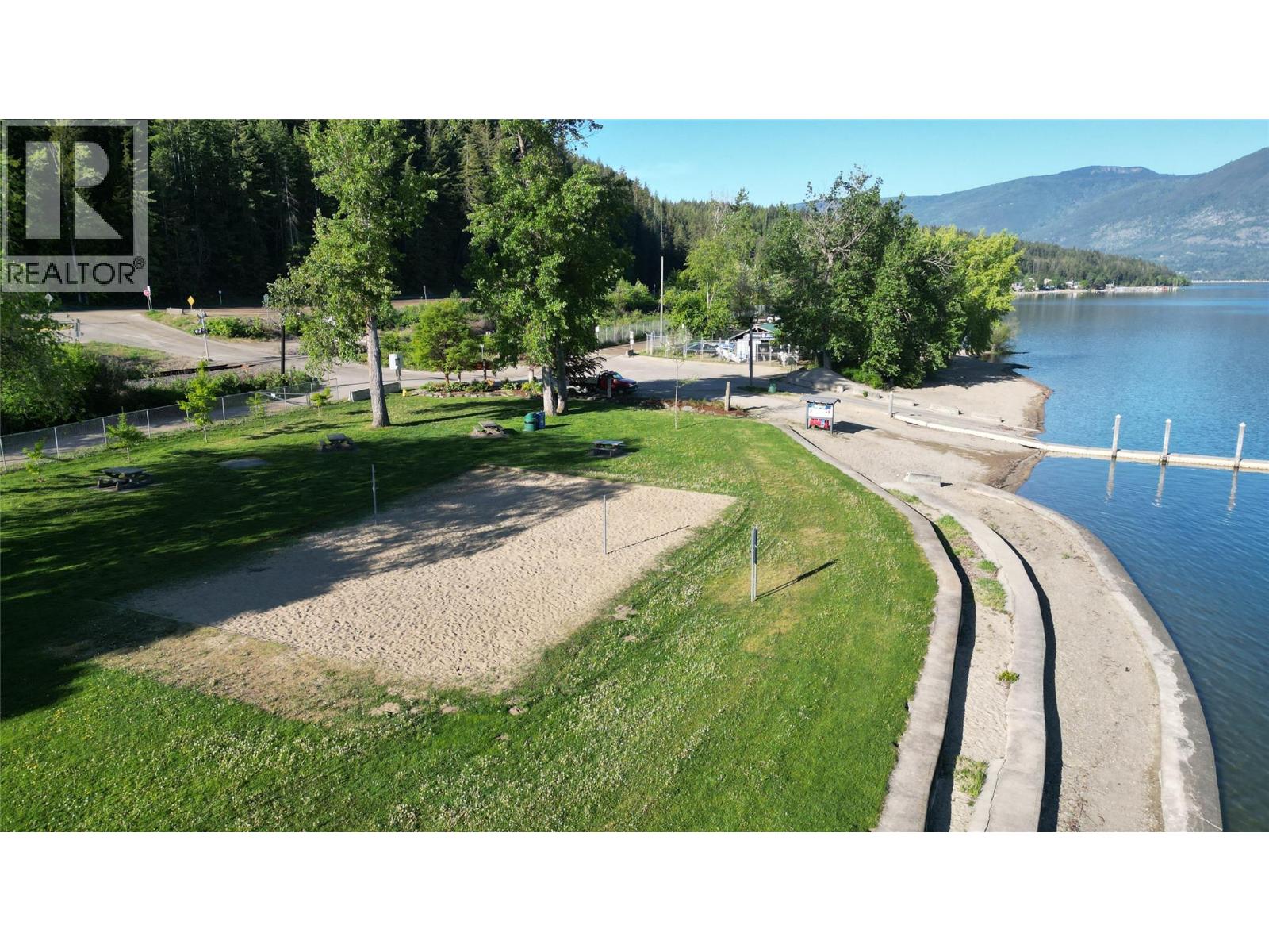 6851 42 Street Ne, Salmon Arm, British Columbia  V0E 1K0 - Photo 7 - 10388646