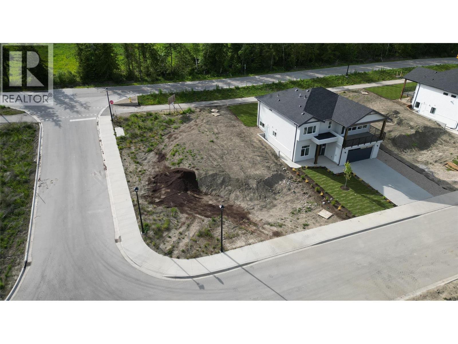 6811 42 Street Ne, Salmon Arm, British Columbia  V0E 1K0 - Photo 6 - 10388464