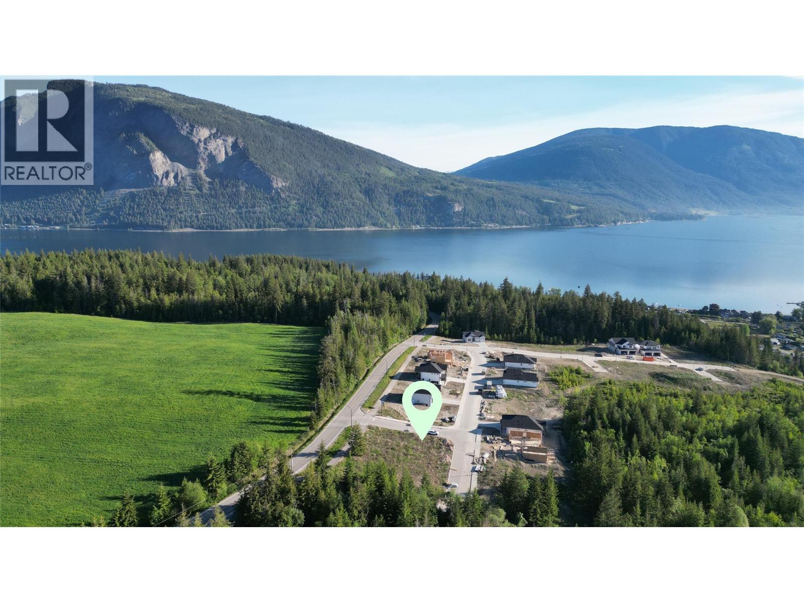 6741 42 Street NE, salmon arm, British Columbia