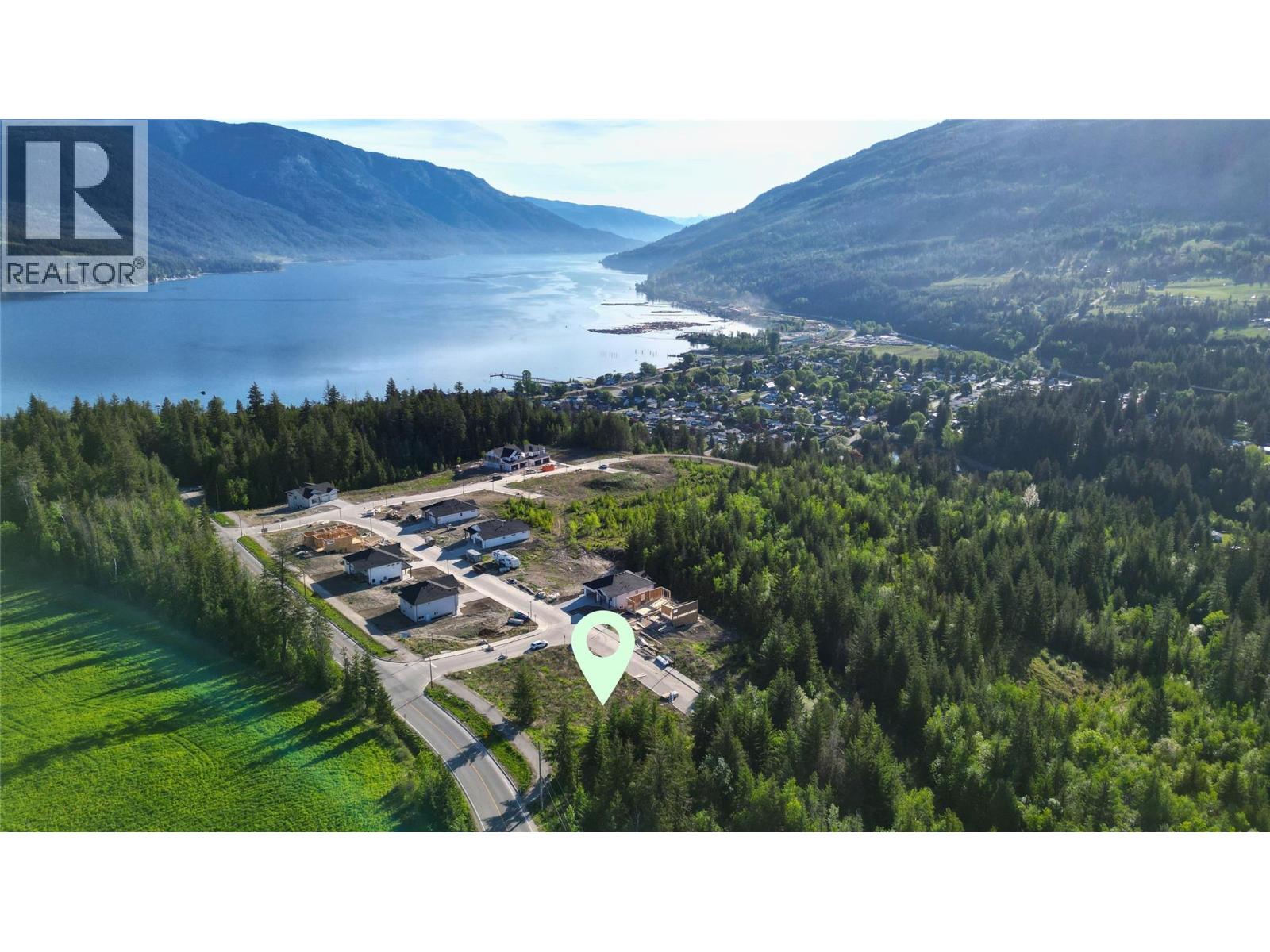 6731 42 Street NE, salmon arm, British Columbia