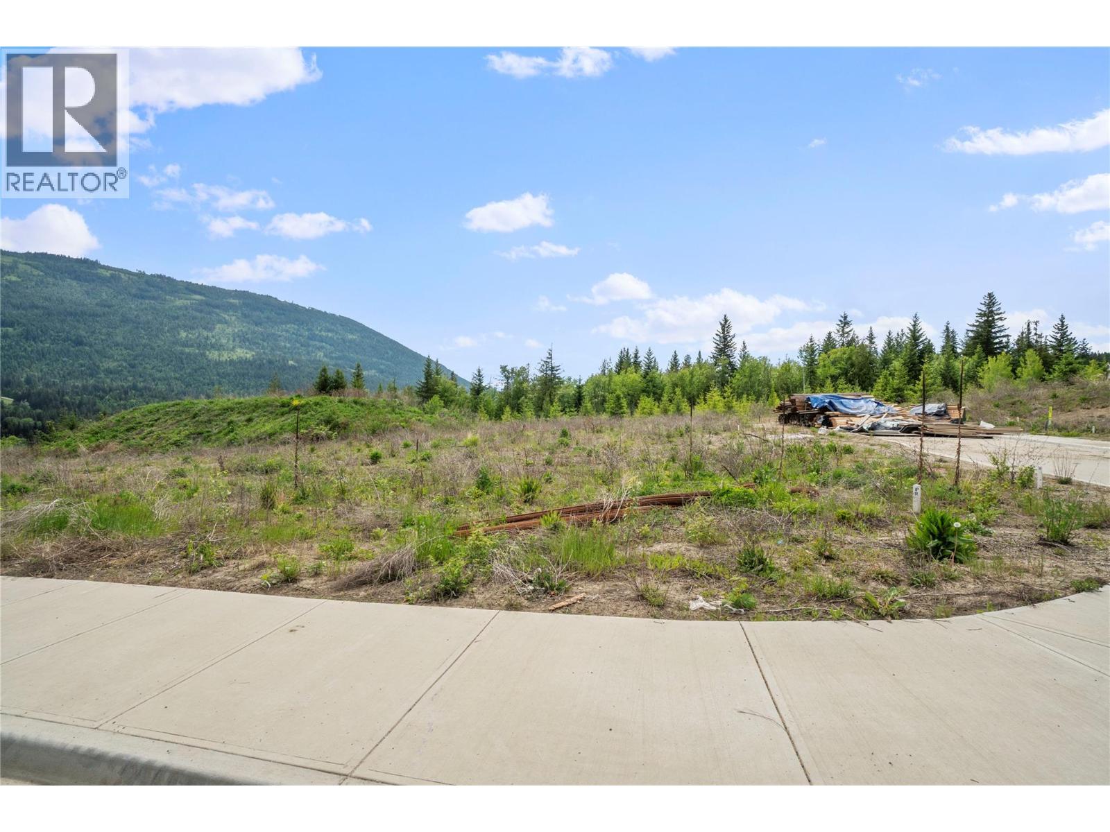 6950 43 Street Ne, Salmon Arm, British Columbia  V0E 1K0 - Photo 5 - 10388668