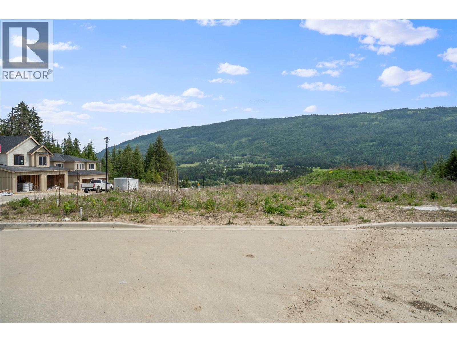 6950 43 Street Ne, Salmon Arm, British Columbia  V0E 1K0 - Photo 7 - 10388668