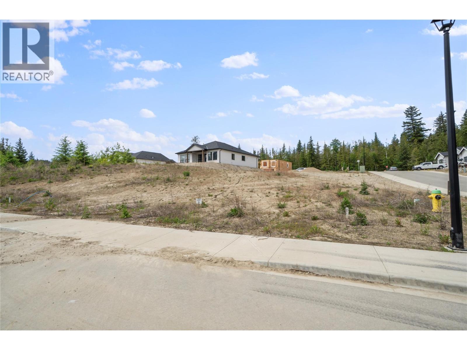 6951 43 Street NE, salmon arm, British Columbia