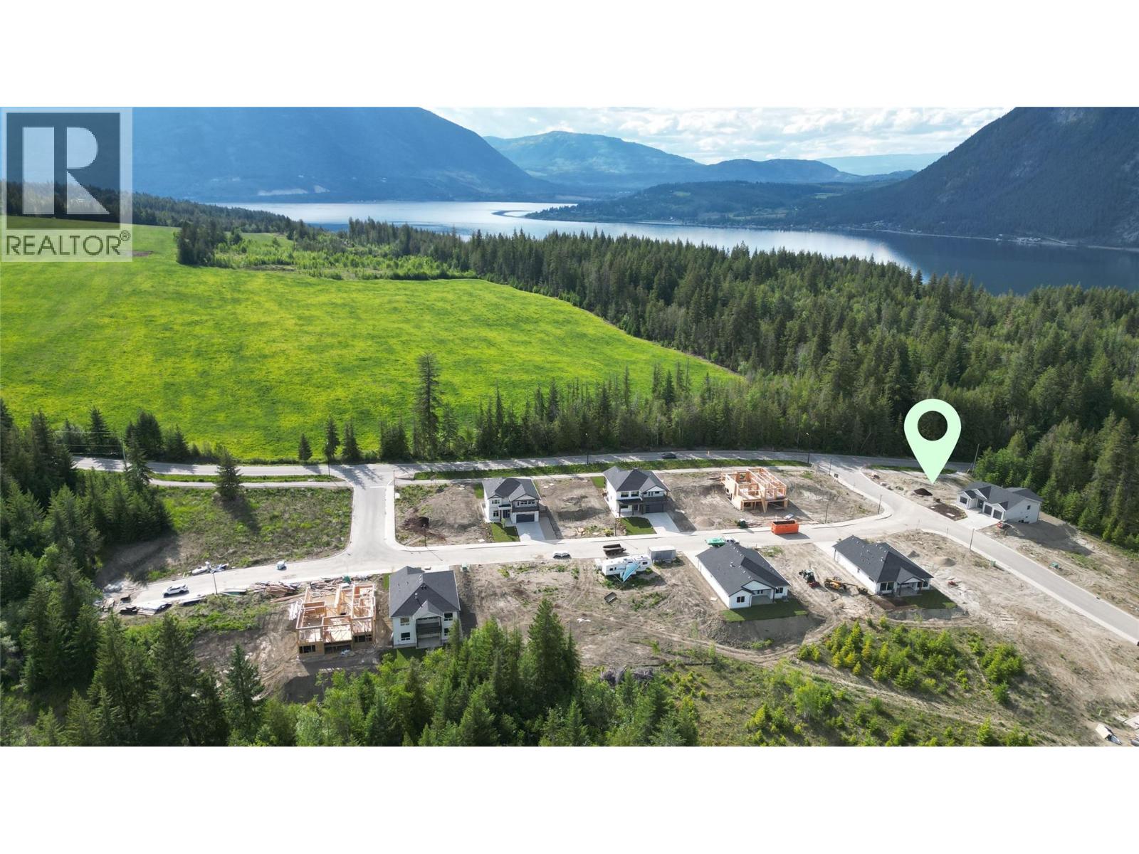 4201 69 Avenue Ne, Salmon Arm, British Columbia  V0E 1K0 - Photo 4 - 10388660