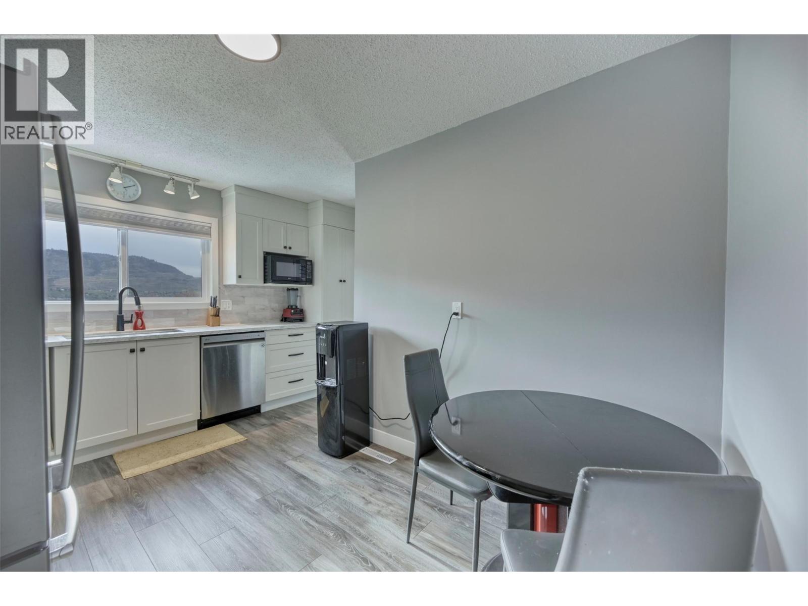 3 Killdeer Place, Osoyoos, British Columbia  V0H 1V5 - Photo 5 - 10388657
