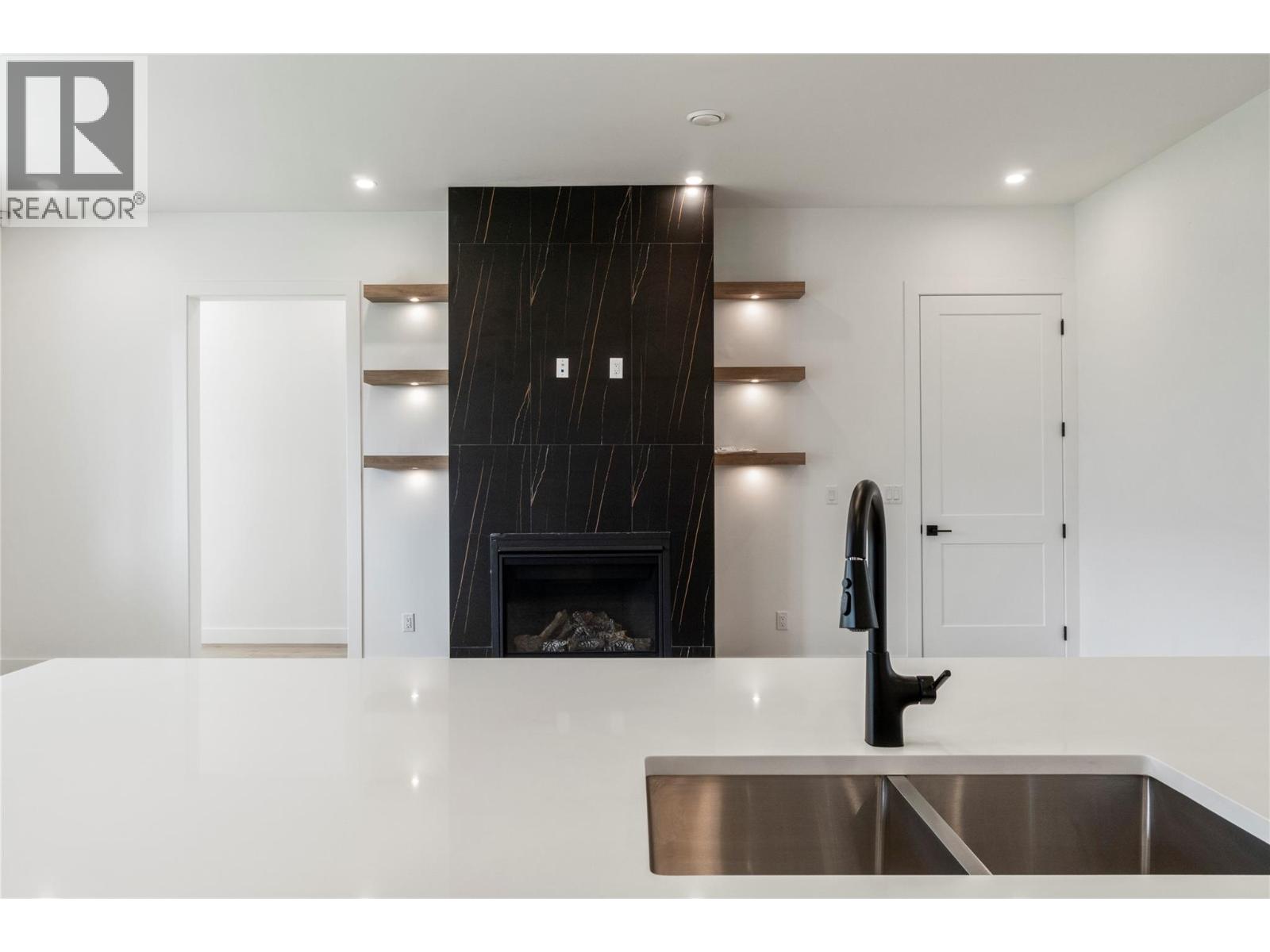 6840 42 Street Ne, Salmon Arm, British Columbia  V0E 1K0 - Photo 13 - 10388624