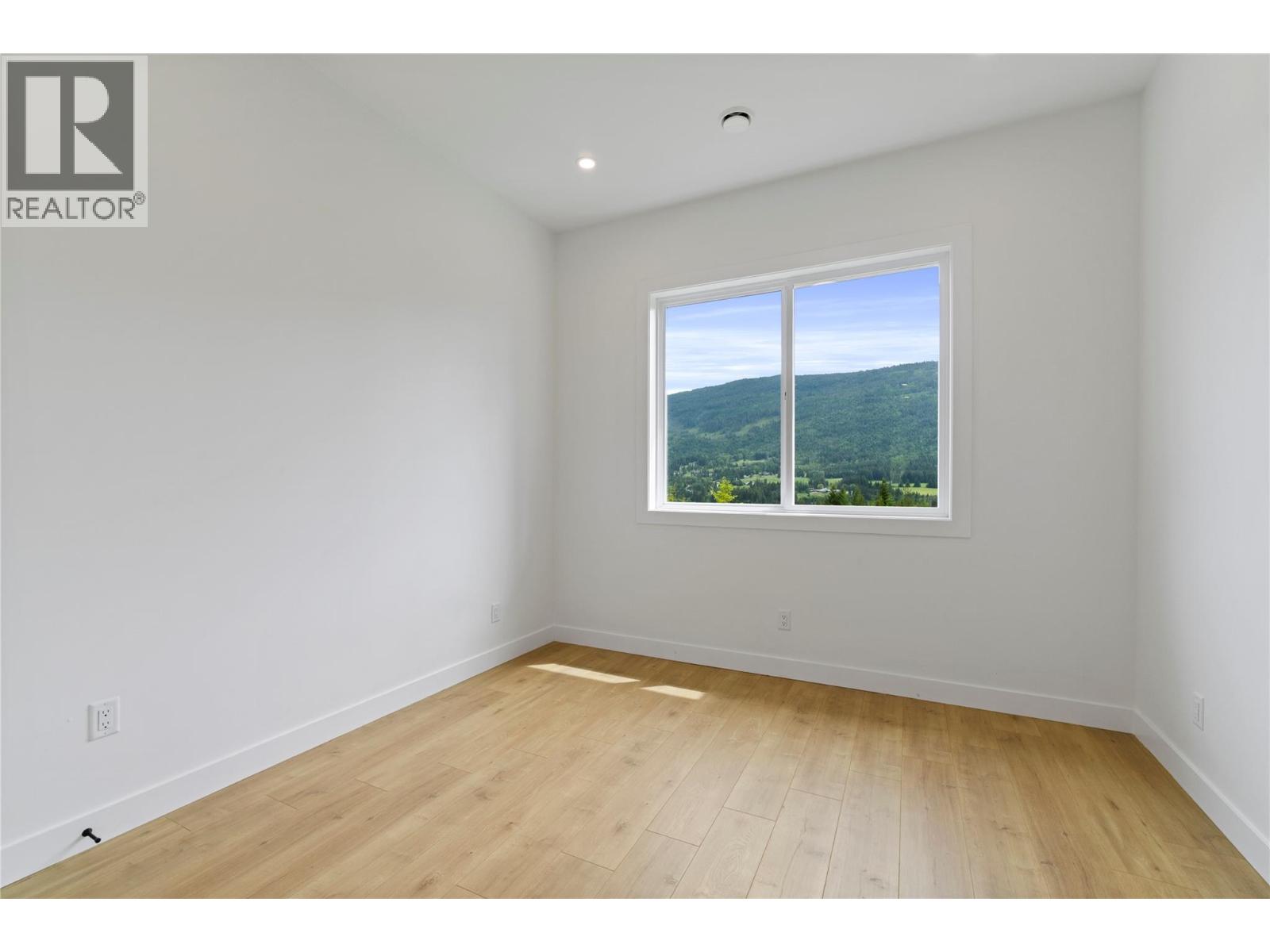 6840 42 Street Ne, Salmon Arm, British Columbia  V0E 1K0 - Photo 30 - 10388624