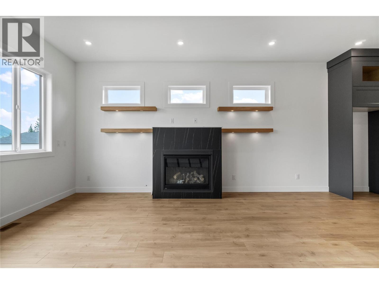 6841 42 Street Ne, Salmon Arm, British Columbia  V0E 1K0 - Photo 10 - 10388621