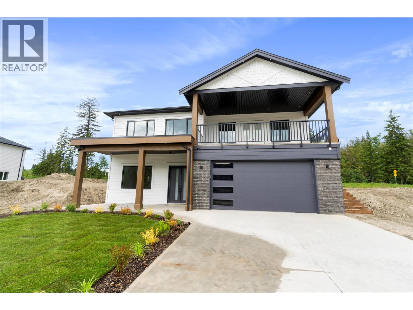 6841 42 Street Ne, Salmon Arm, British Columbia  V0E 1K0 - Photo 3 - 10388621