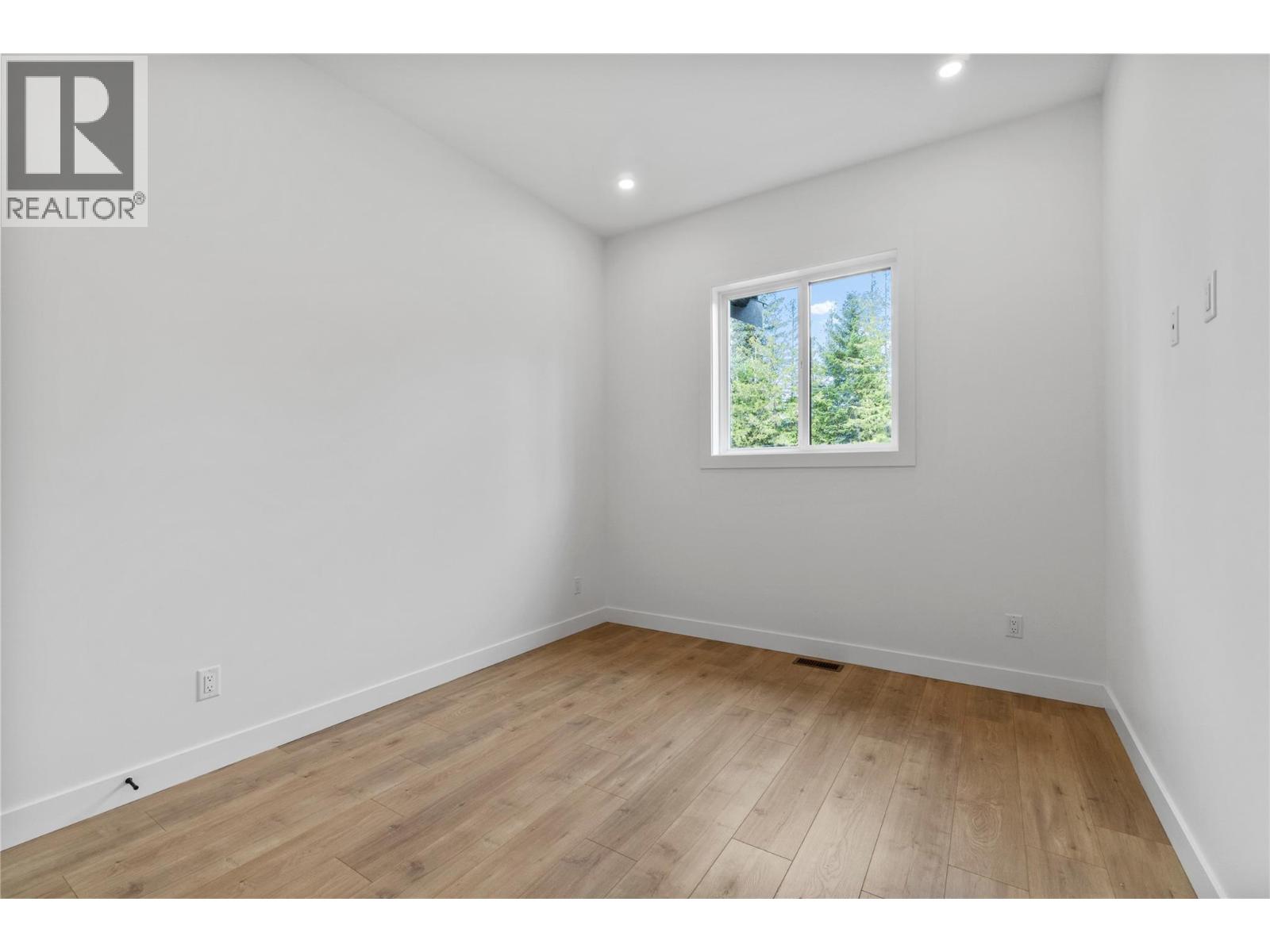 6841 42 Street Ne, Salmon Arm, British Columbia  V0E 1K0 - Photo 32 - 10388621
